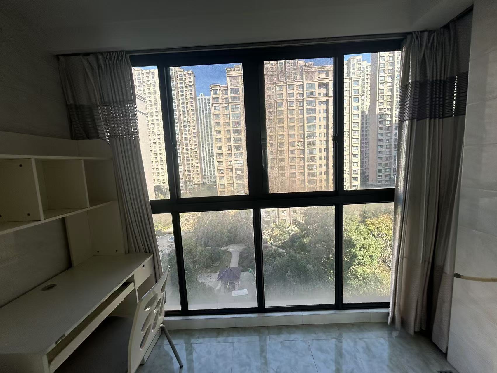 弘阳上城 3室2厅2卫 133m&sup2;