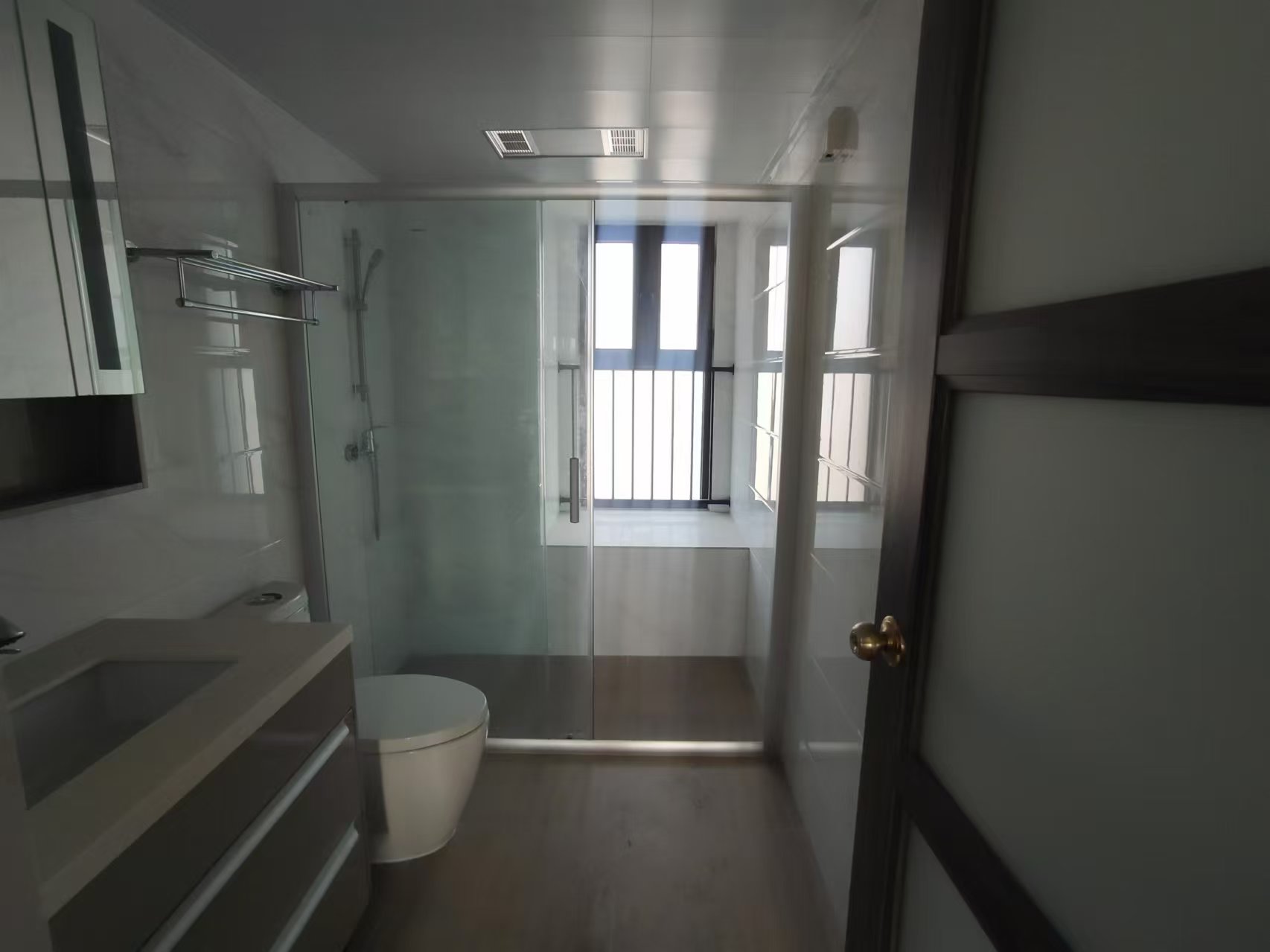 碧桂园时代悦城 4室2厅2卫 142m&sup2;