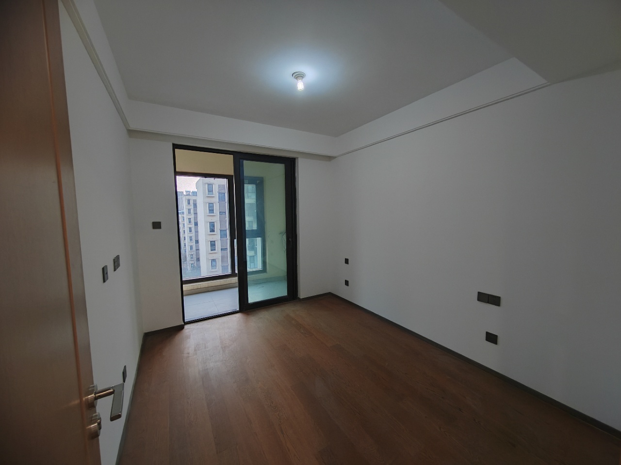 春风南岸东园 4室2厅2卫 122m&sup2;