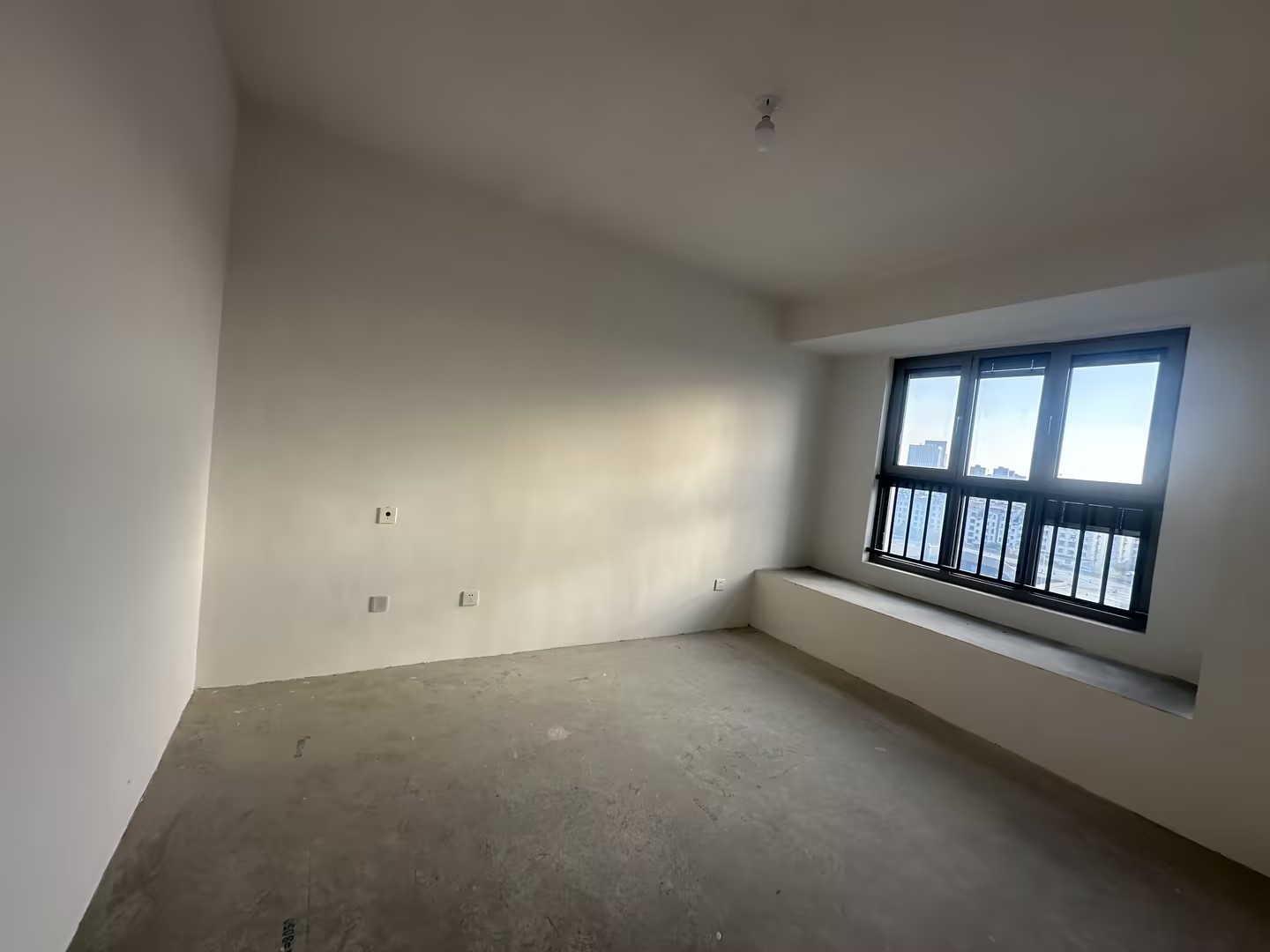 融创荣润&middot;玖樟台 3室2厅2卫 100m&sup2;