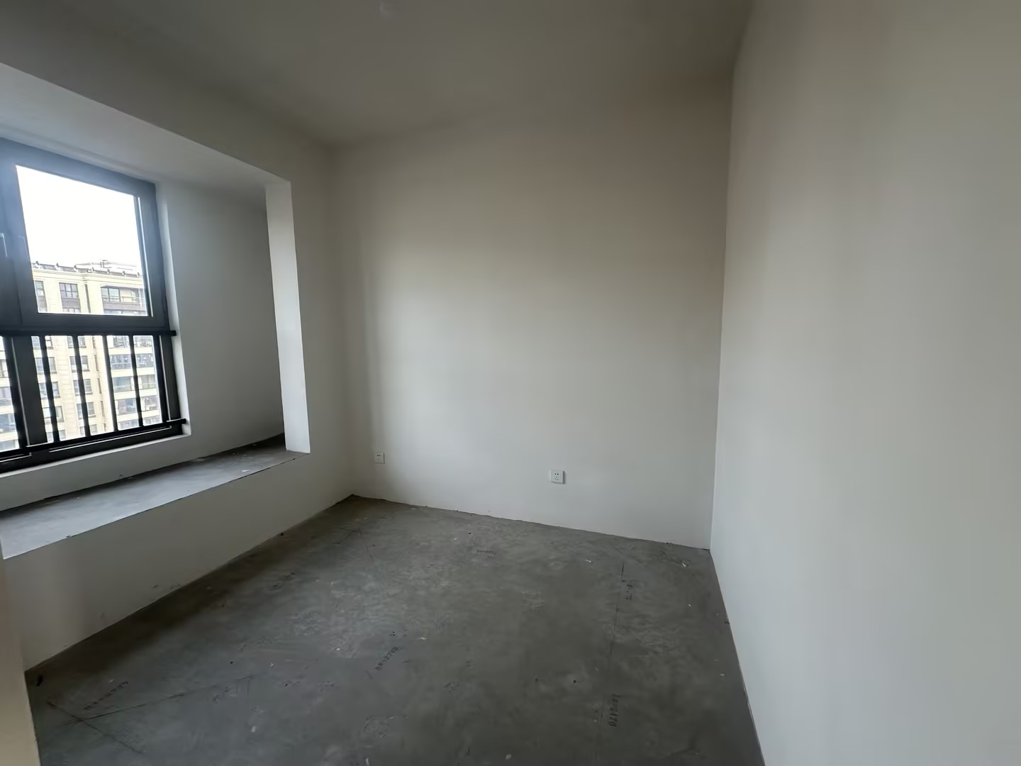 融创荣润&middot;玖樟台 3室2厅2卫 100m&sup2;
