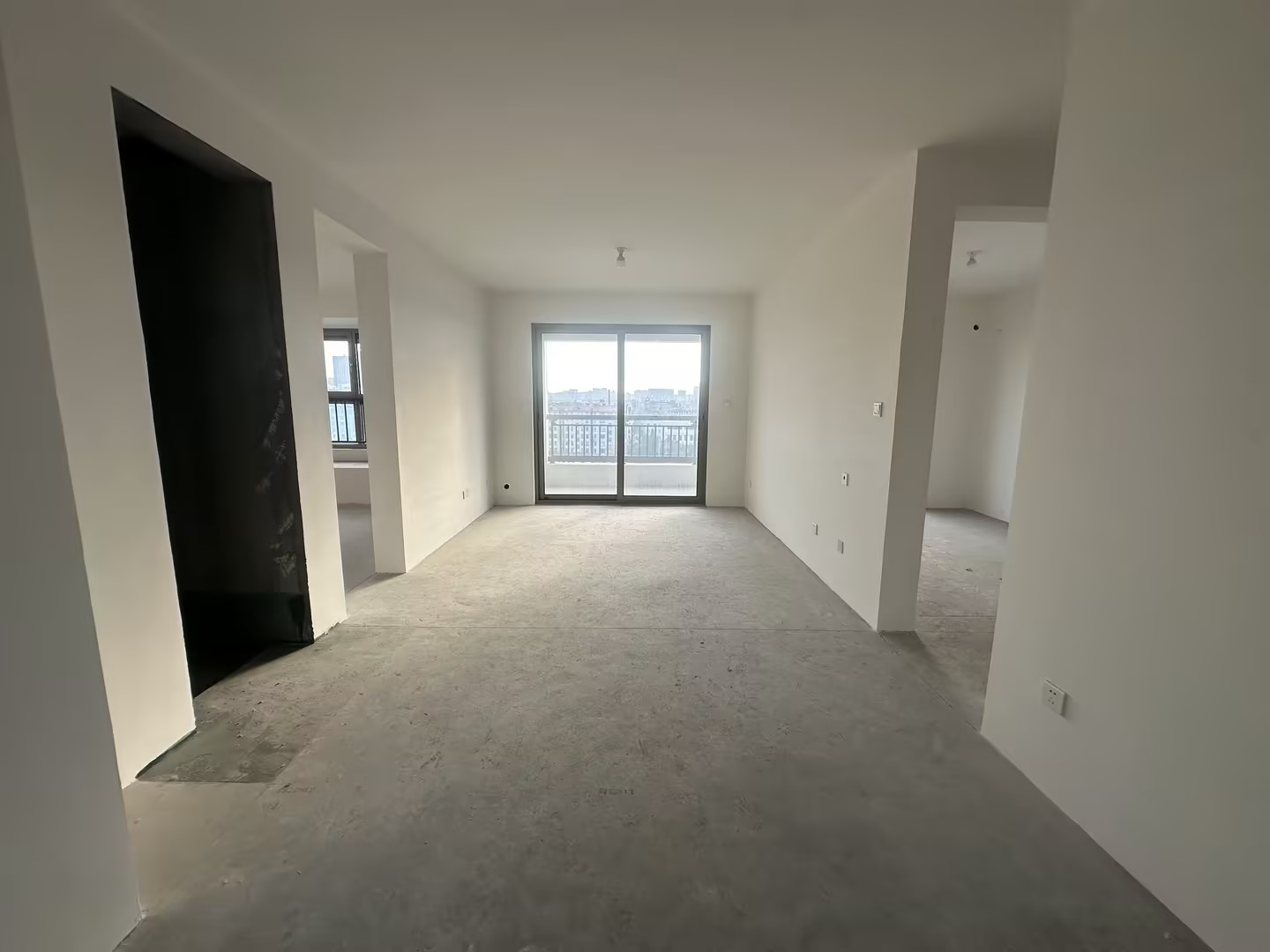 融创荣润·玖樟台 3室2厅2卫 100m²