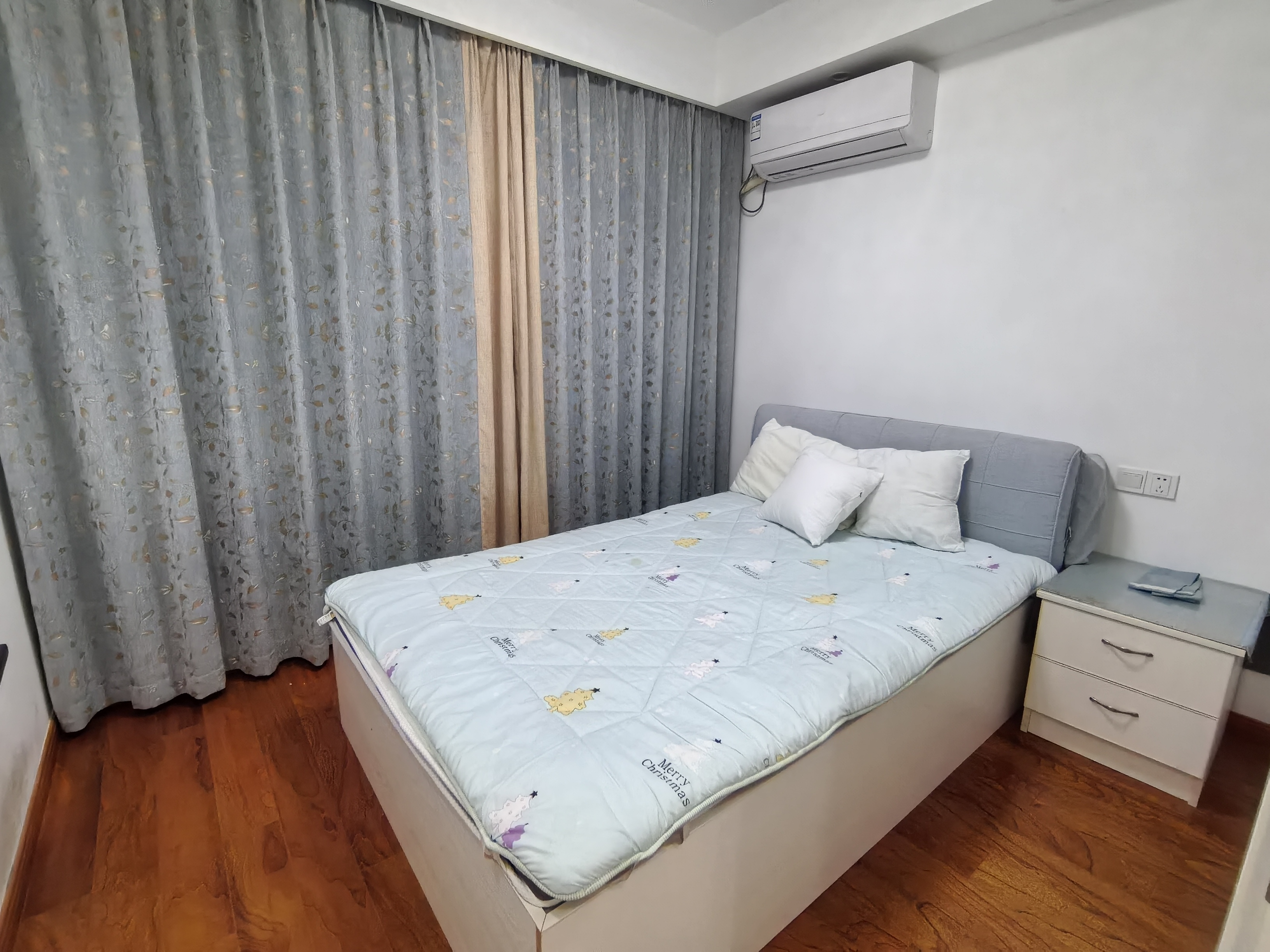 万达华府 3室2厅1卫 91m&sup2;