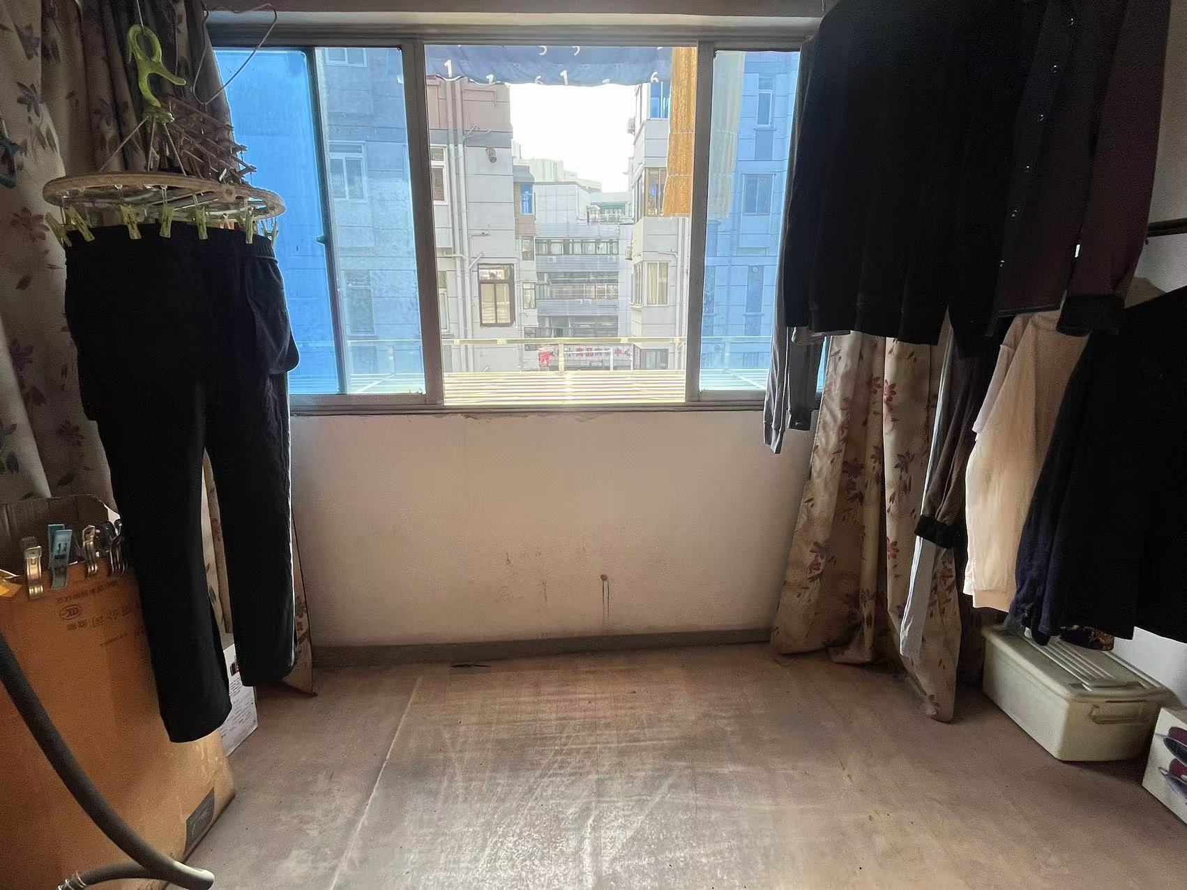 万象东园 1室1厅1卫 52.85m&sup2;