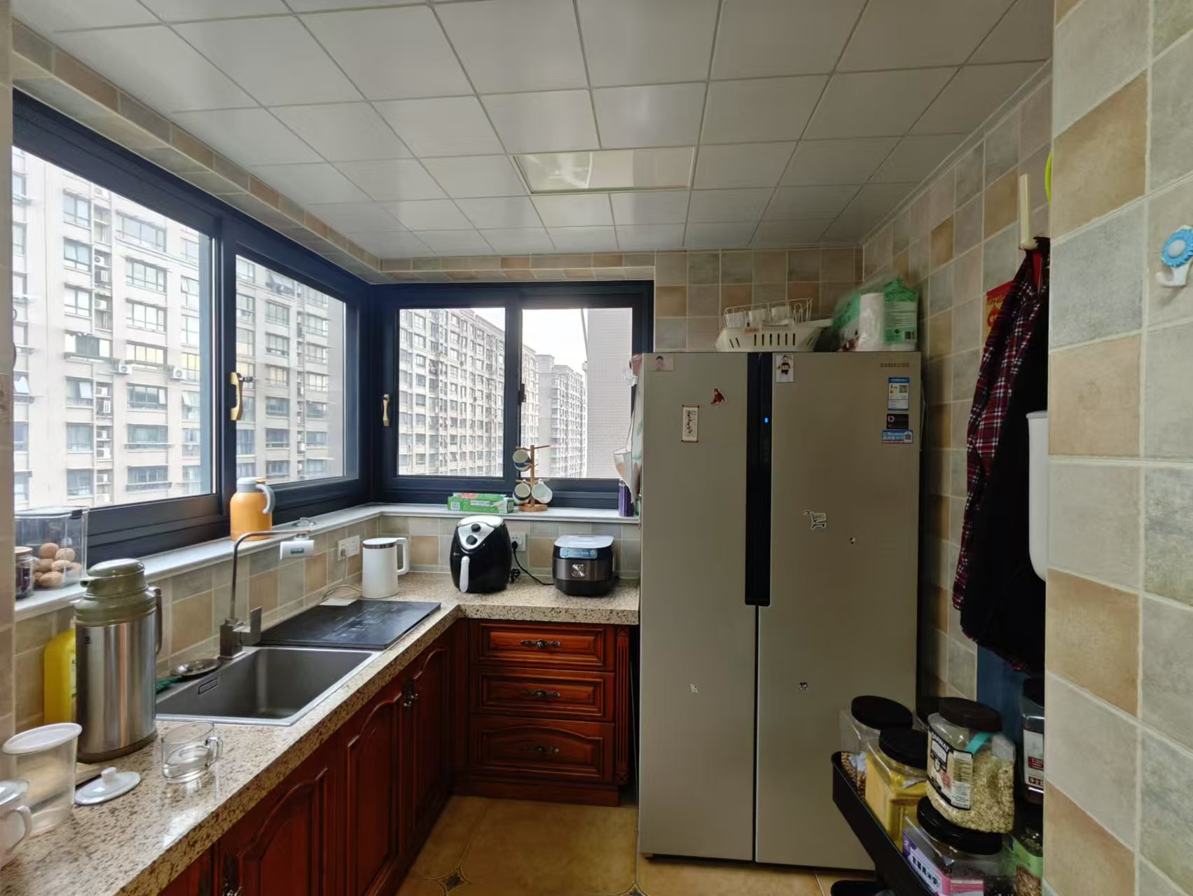 中港城 5室3厅2卫 220.00m²