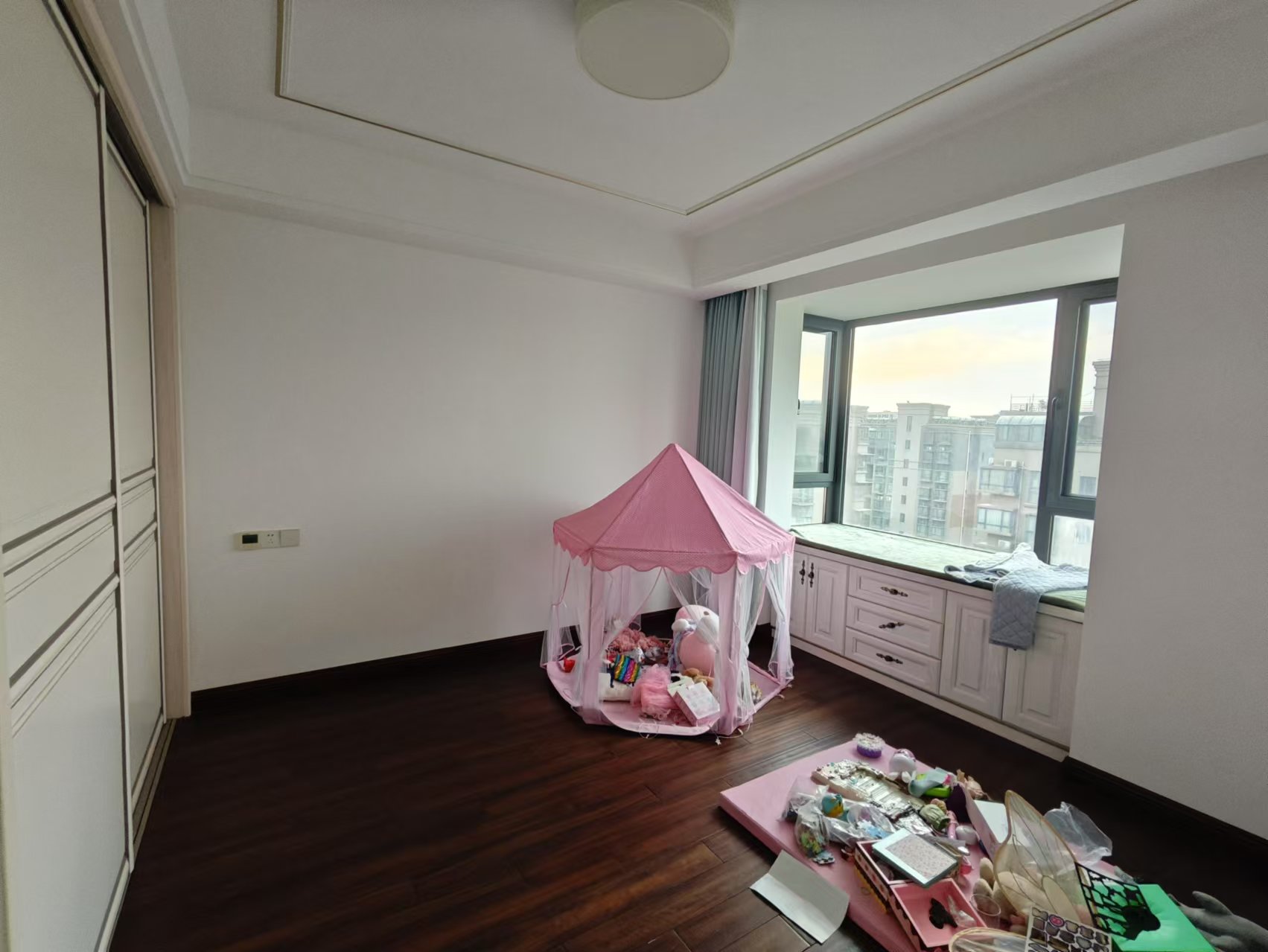 中港城 5室3厅2卫 220.00m²