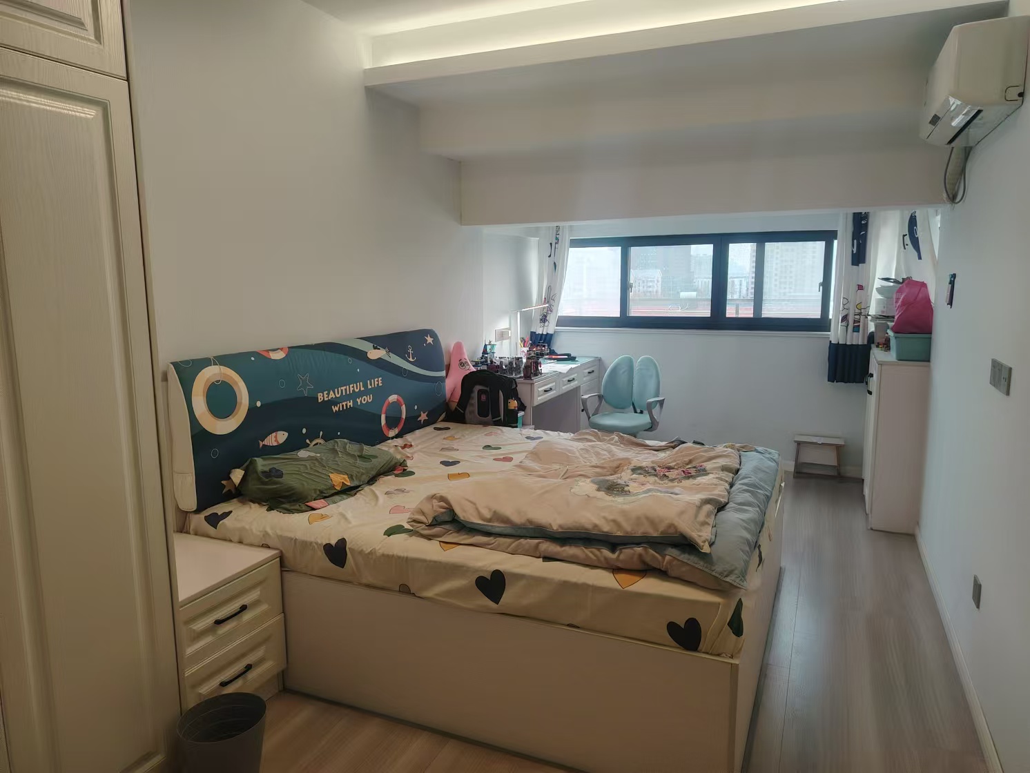 新桥新村 3室2厅2卫 120m&sup2;