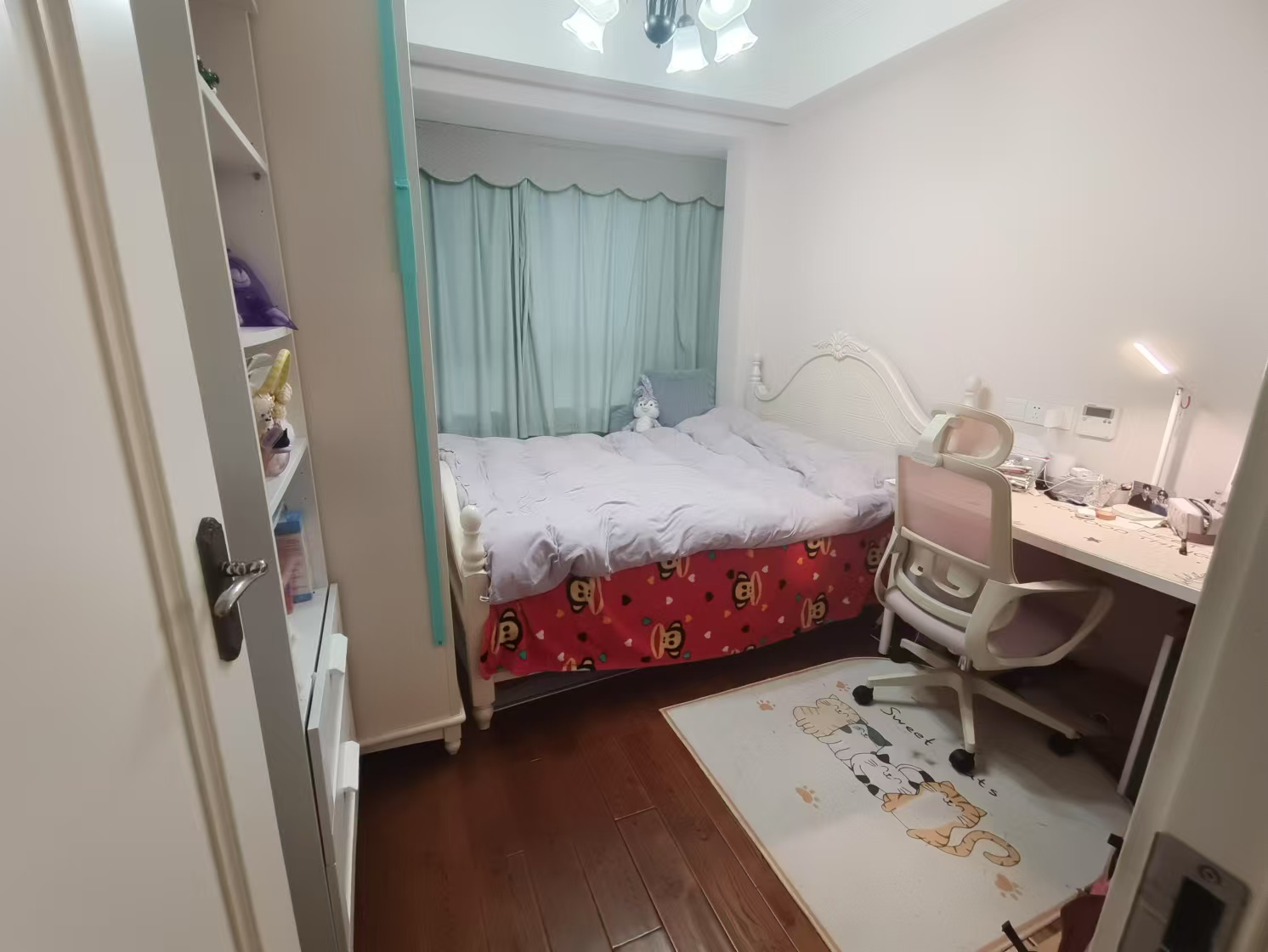 万濠星城 4室2厅2卫 142.37m&sup2;