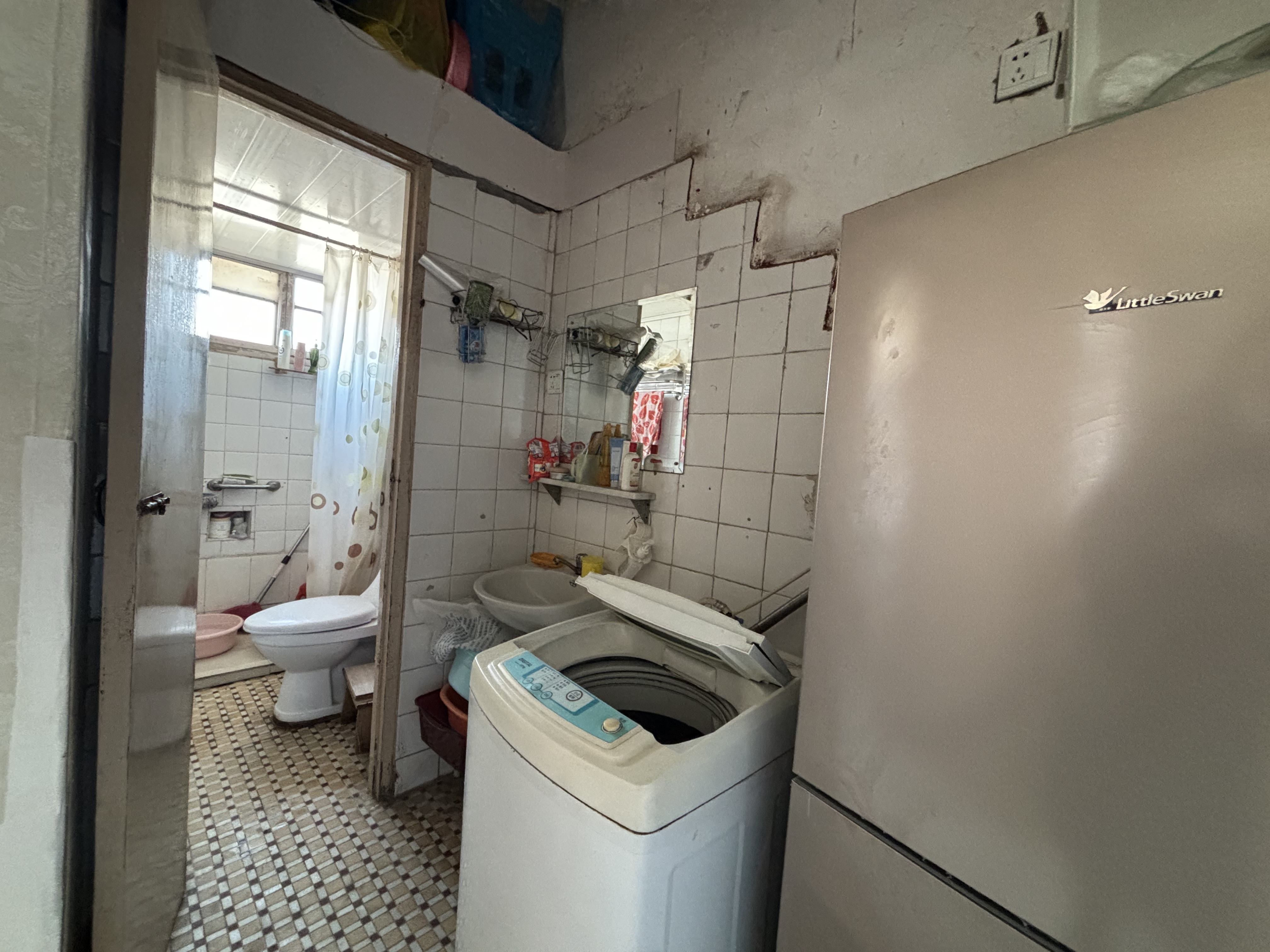 光明新村 3室1厅1卫 83.15m&sup2;