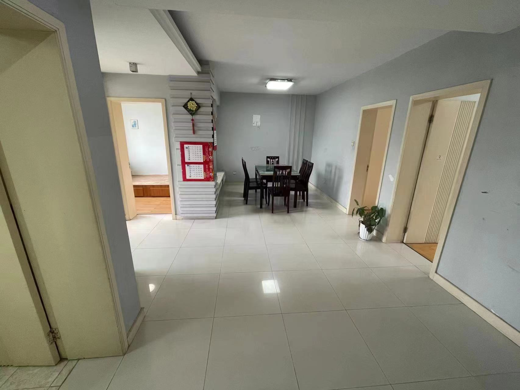 南川园新村 3室1厅1卫 95.00m&sup2;