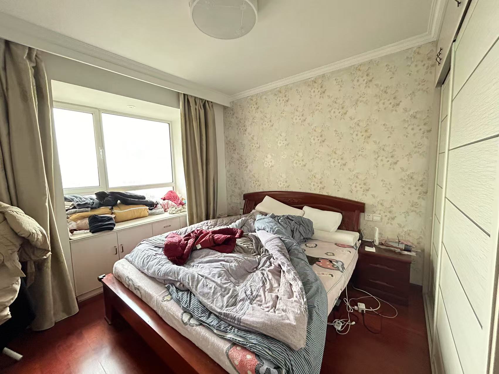 弘阳上城 3室2厅2卫 135.39m&sup2;