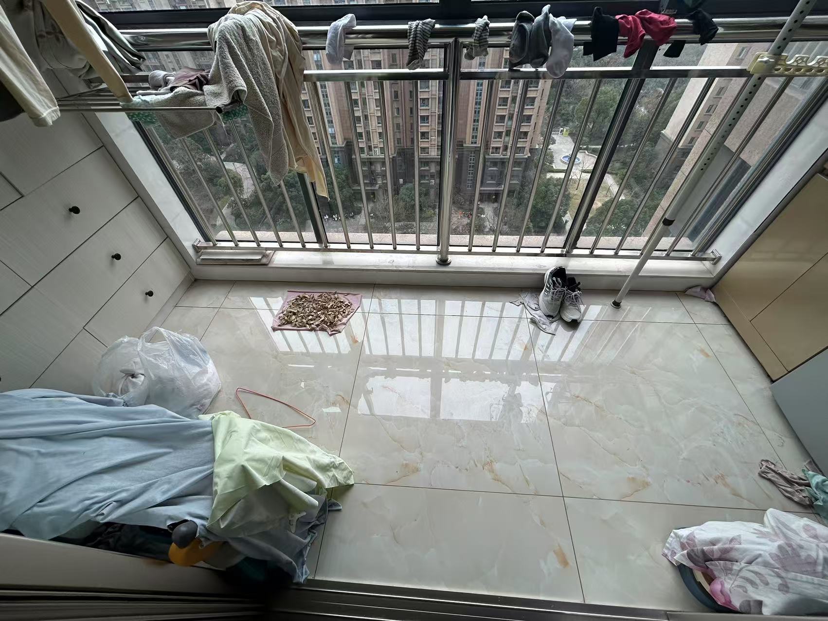 弘阳上城 3室2厅2卫 135.39m&sup2;