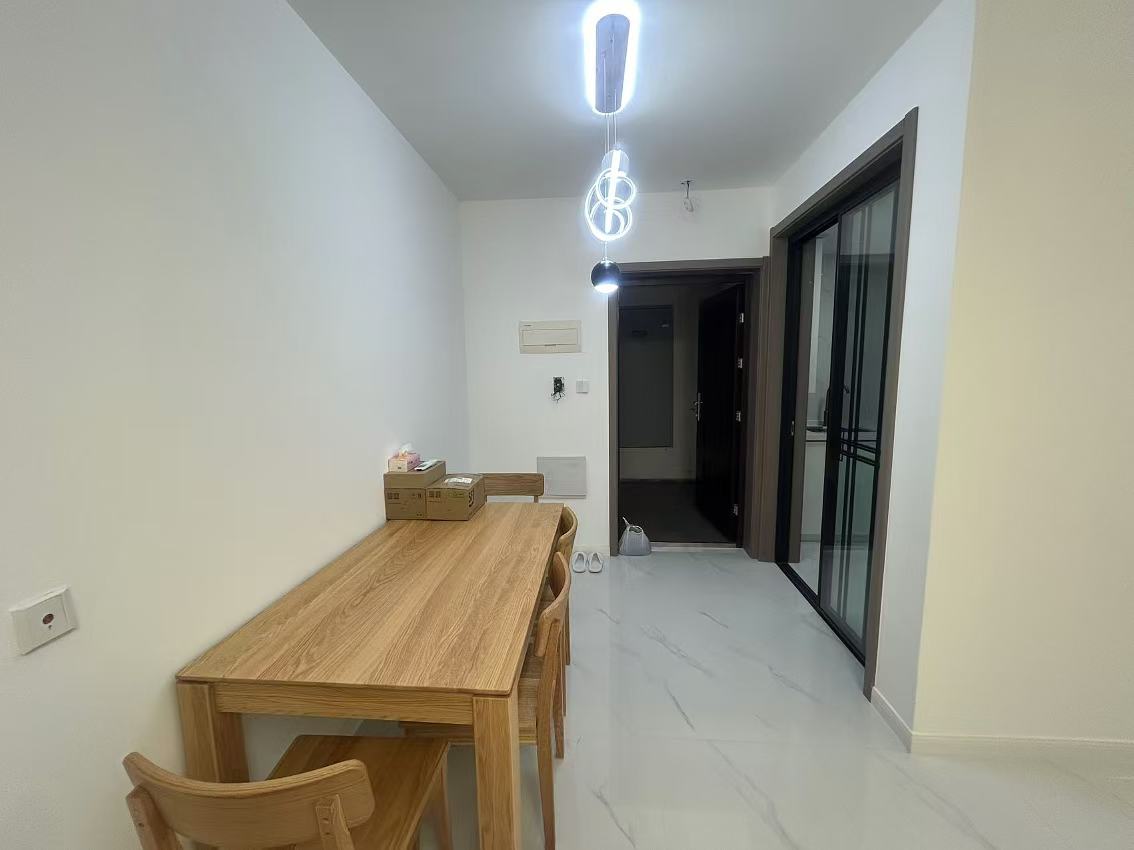 绿地新里城 3室1厅1卫 91.5m²
