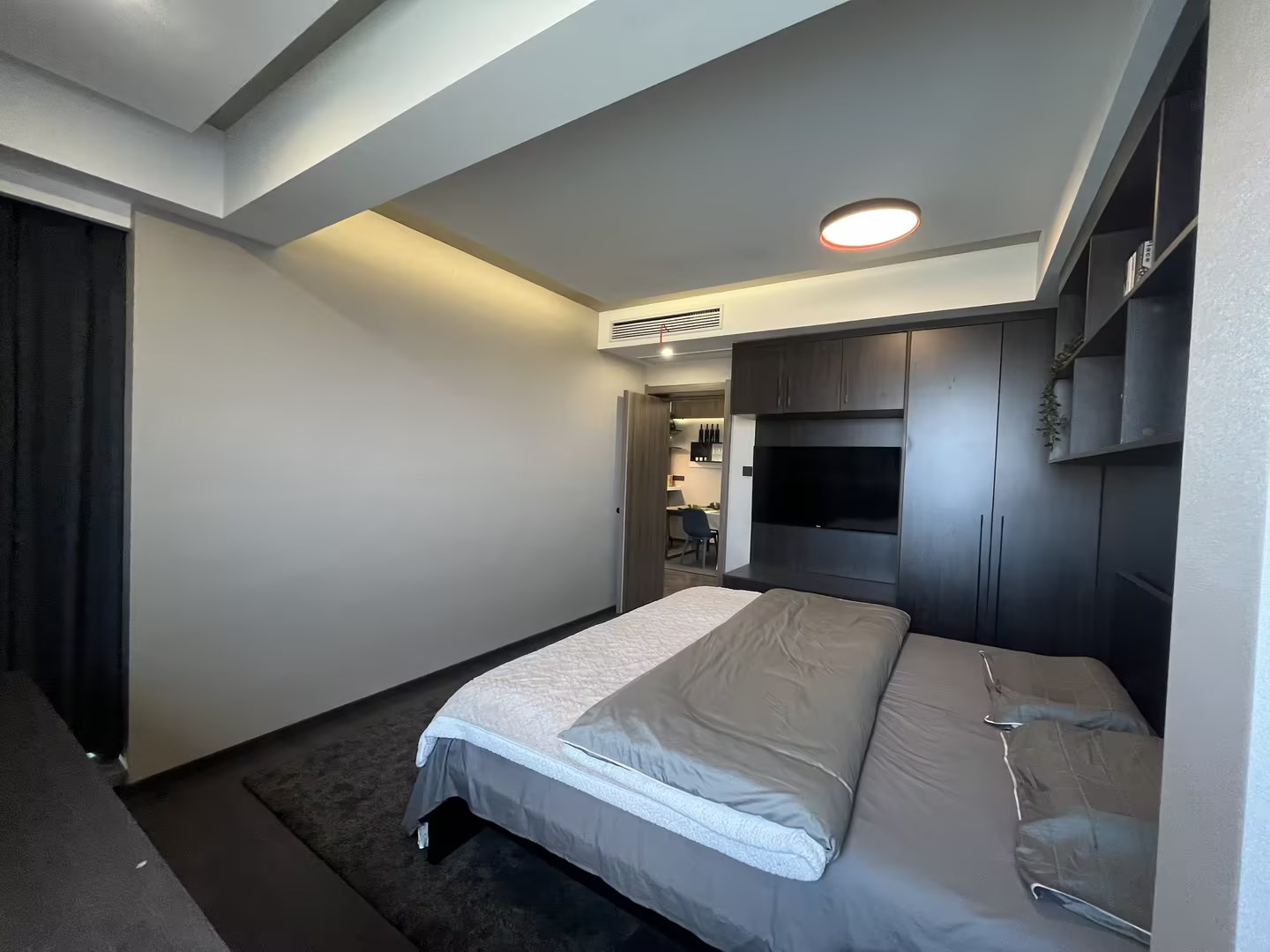 南山湖一号 3室2厅2卫 127m²