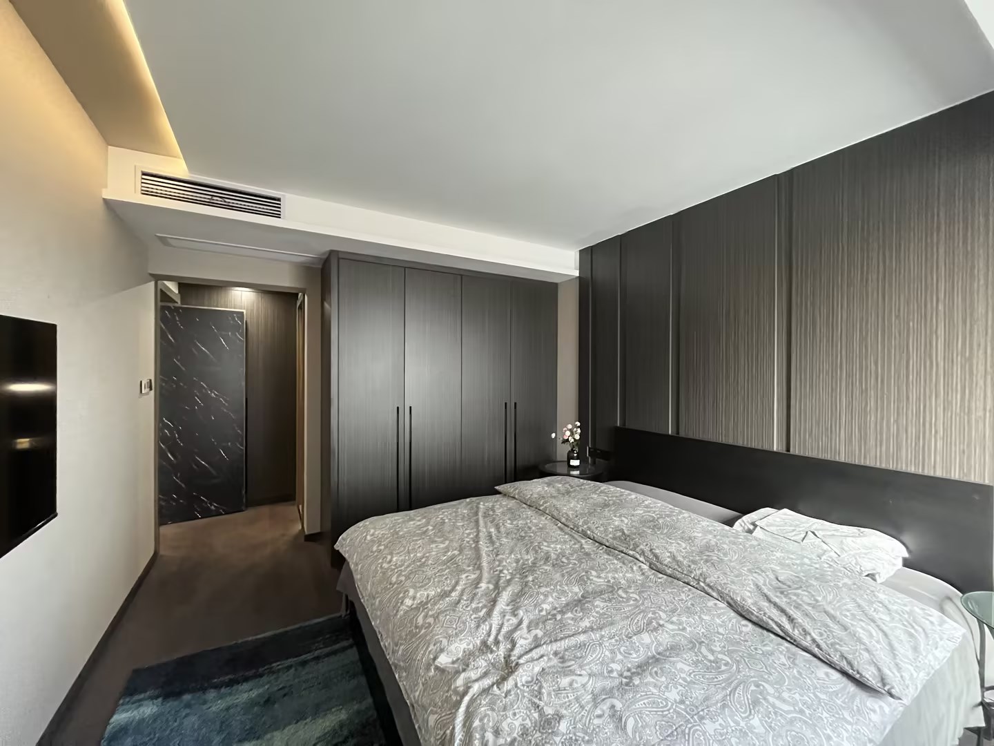 南山湖一号 3室2厅2卫 127m²