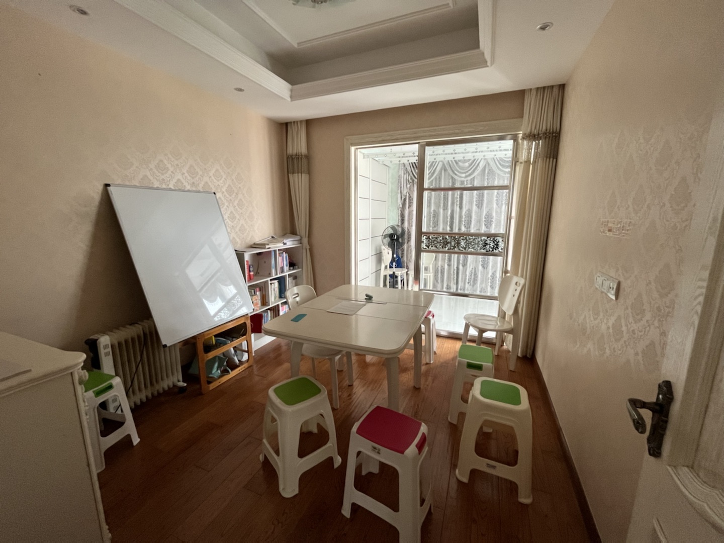 金色城品 5室2厅2卫 140m&sup2;