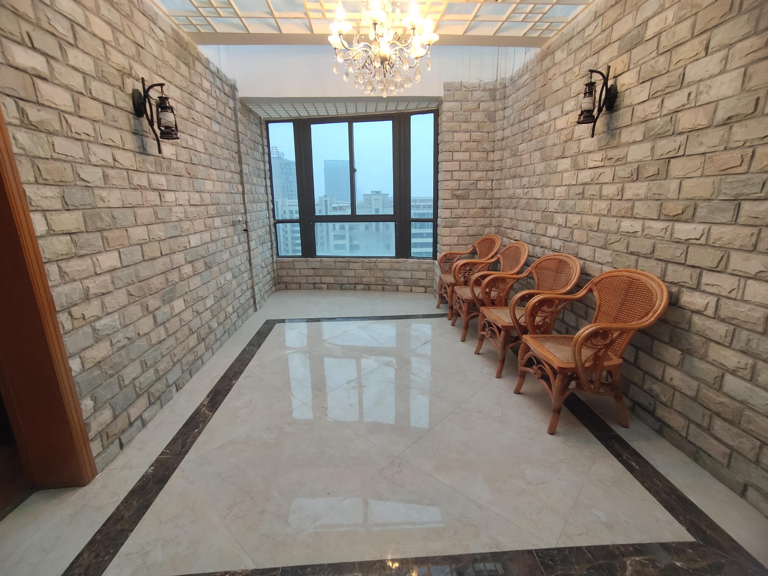 金色城品 4室2厅2卫 140.00m&sup2;