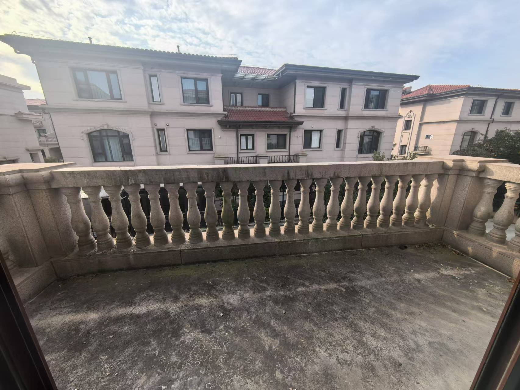 碧桂园天玺湾 4室2厅4卫 370m²