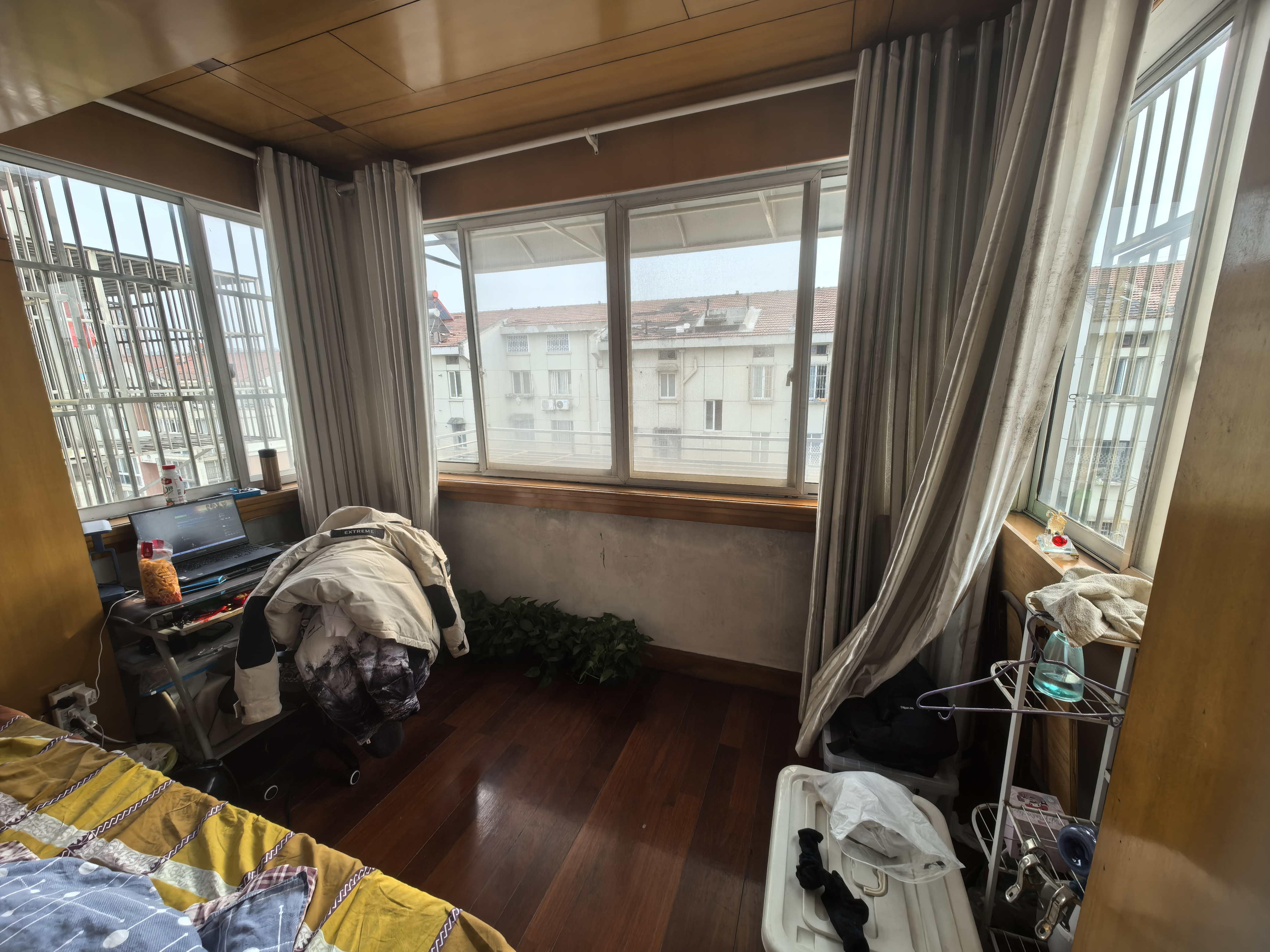 学田北苑 4室2厅2卫 79.6m&sup2;