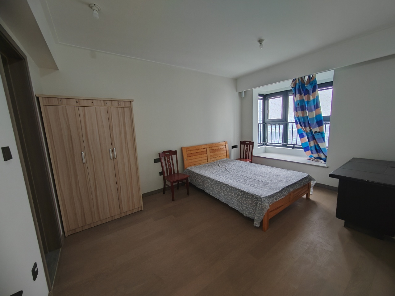 万科翡翠公园 3室2厅2卫 116.16m&sup2;
