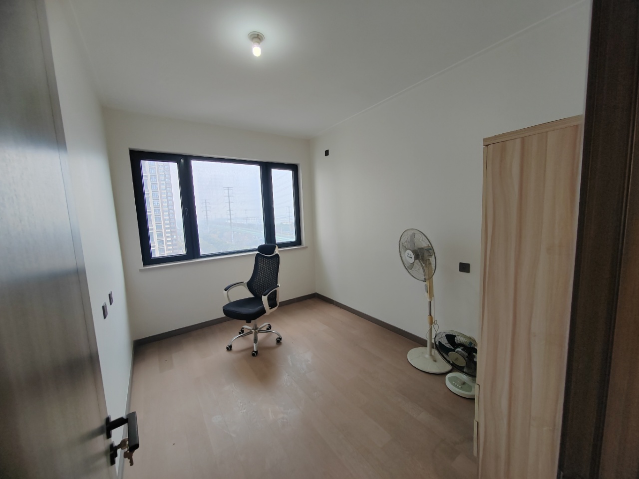 万科翡翠公园 3室2厅2卫 116.16m&sup2;