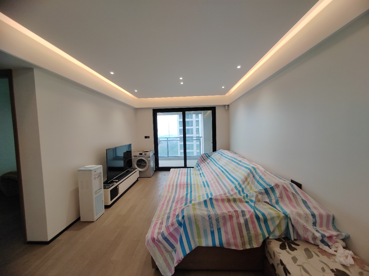 万科翡翠公园 3室2厅2卫 116.16m²