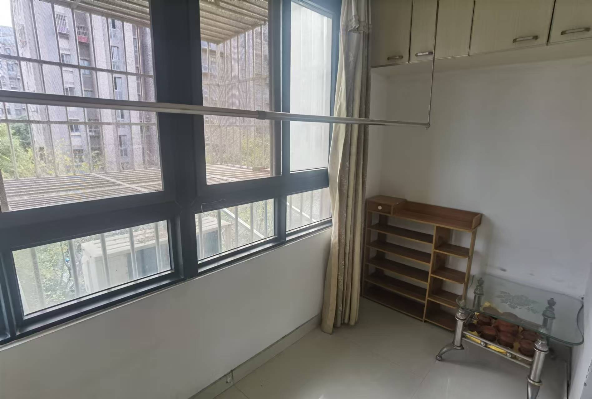 星月花园 1室1厅1卫 58m&sup2;