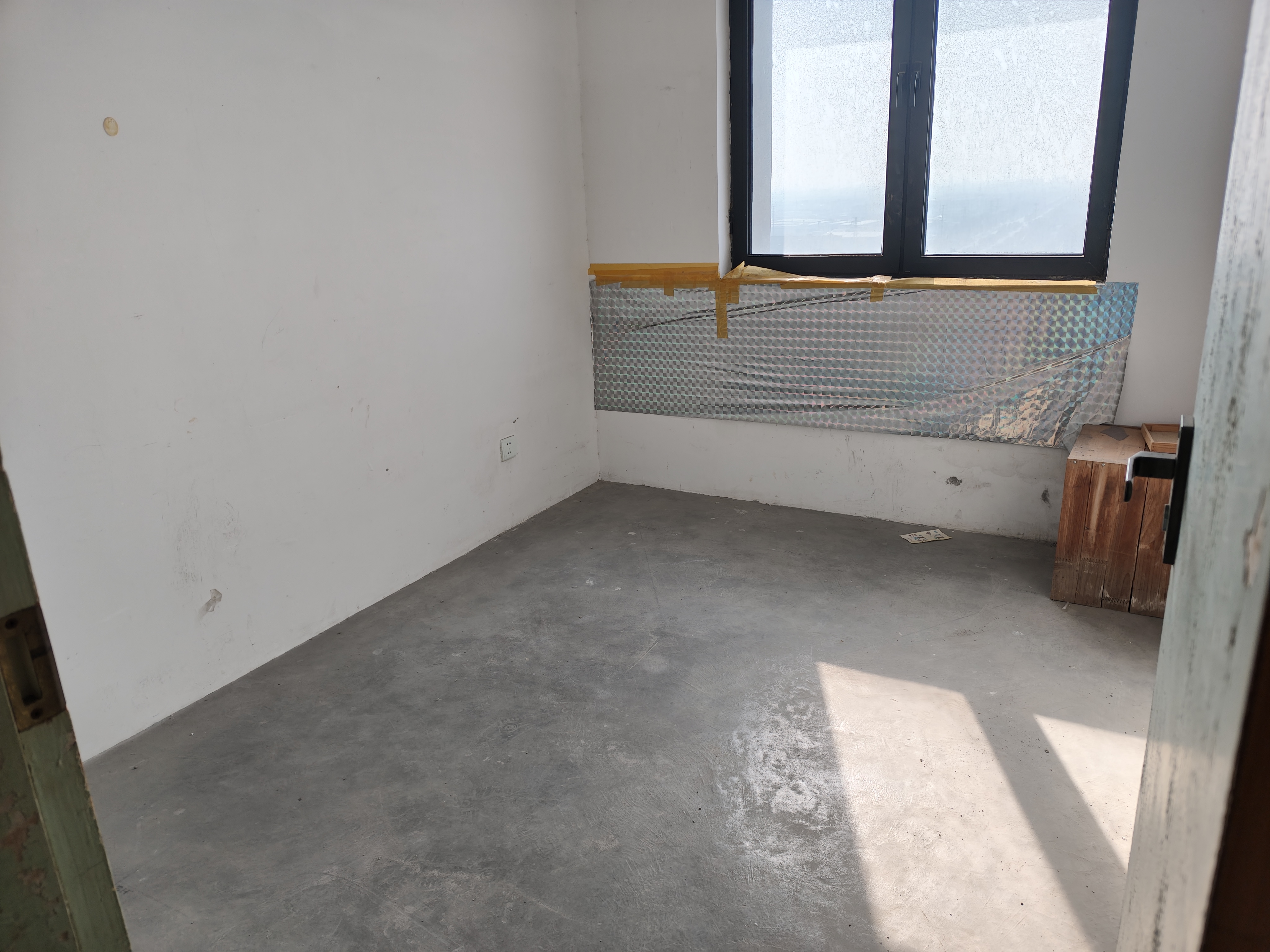 中港翡翠城 2室2厅1卫 89m&sup2;