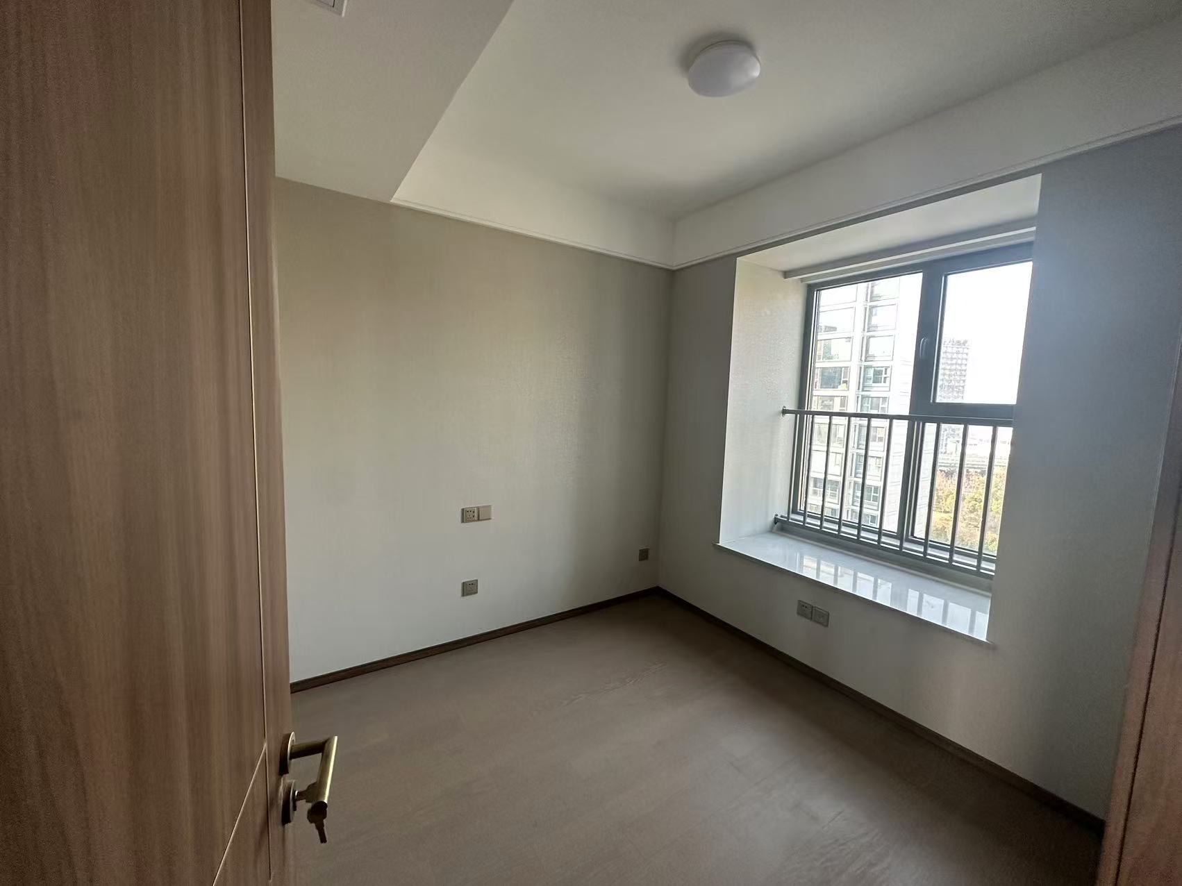 长泰滨河国际 3室2厅2卫 128m²