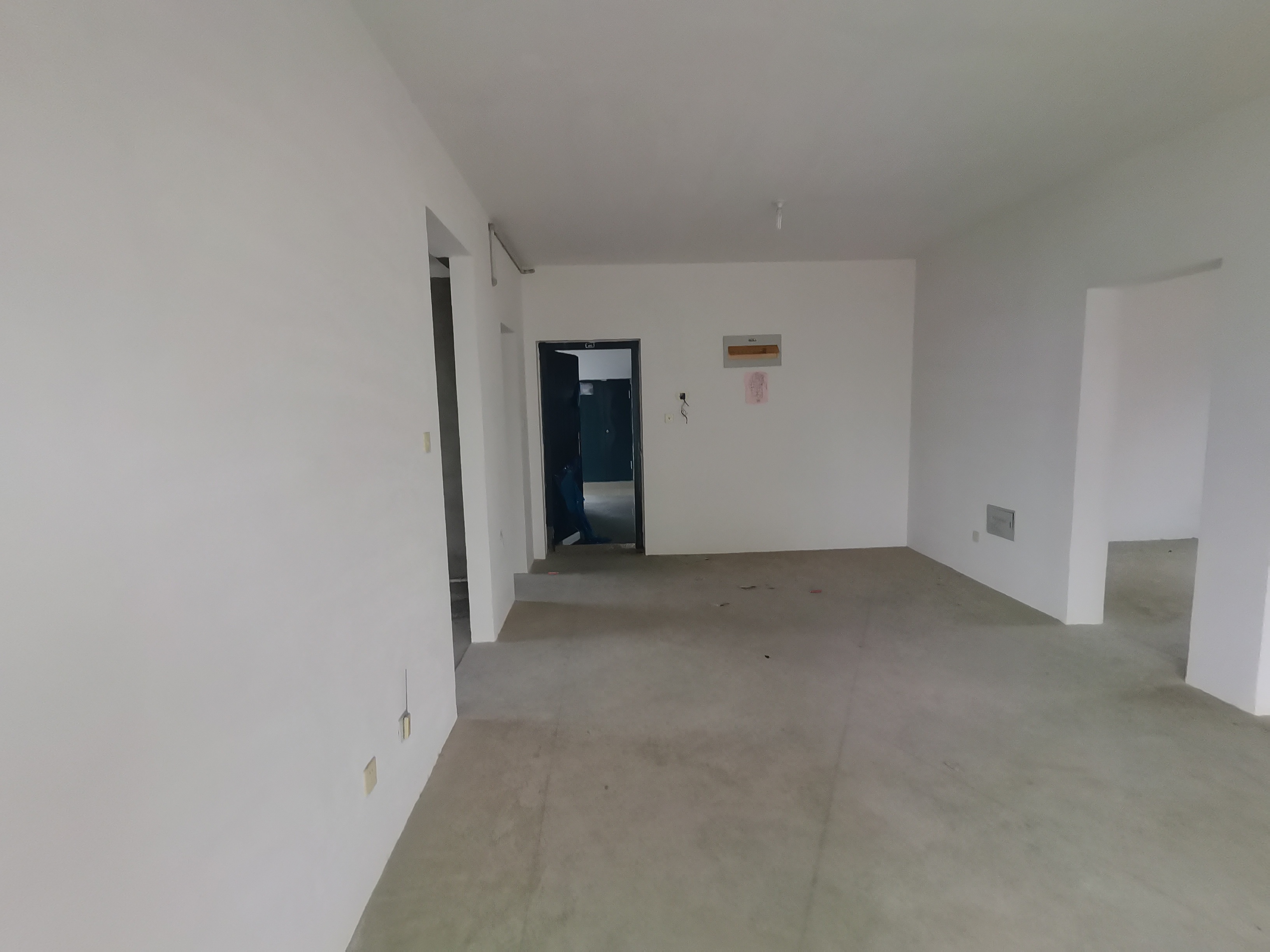 翠湖景苑 3室2厅1卫 107m&sup2;