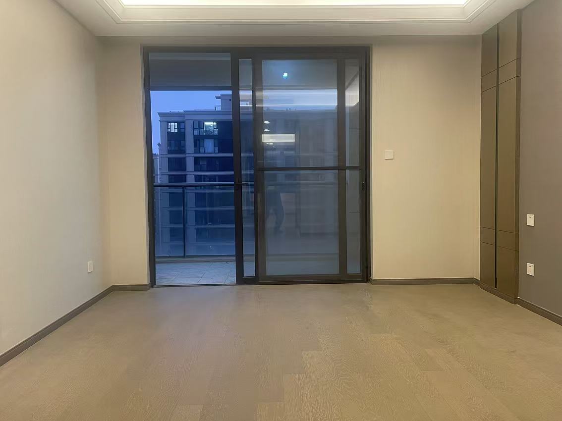 绿城·诚园 3室2厅2卫 128.62m²