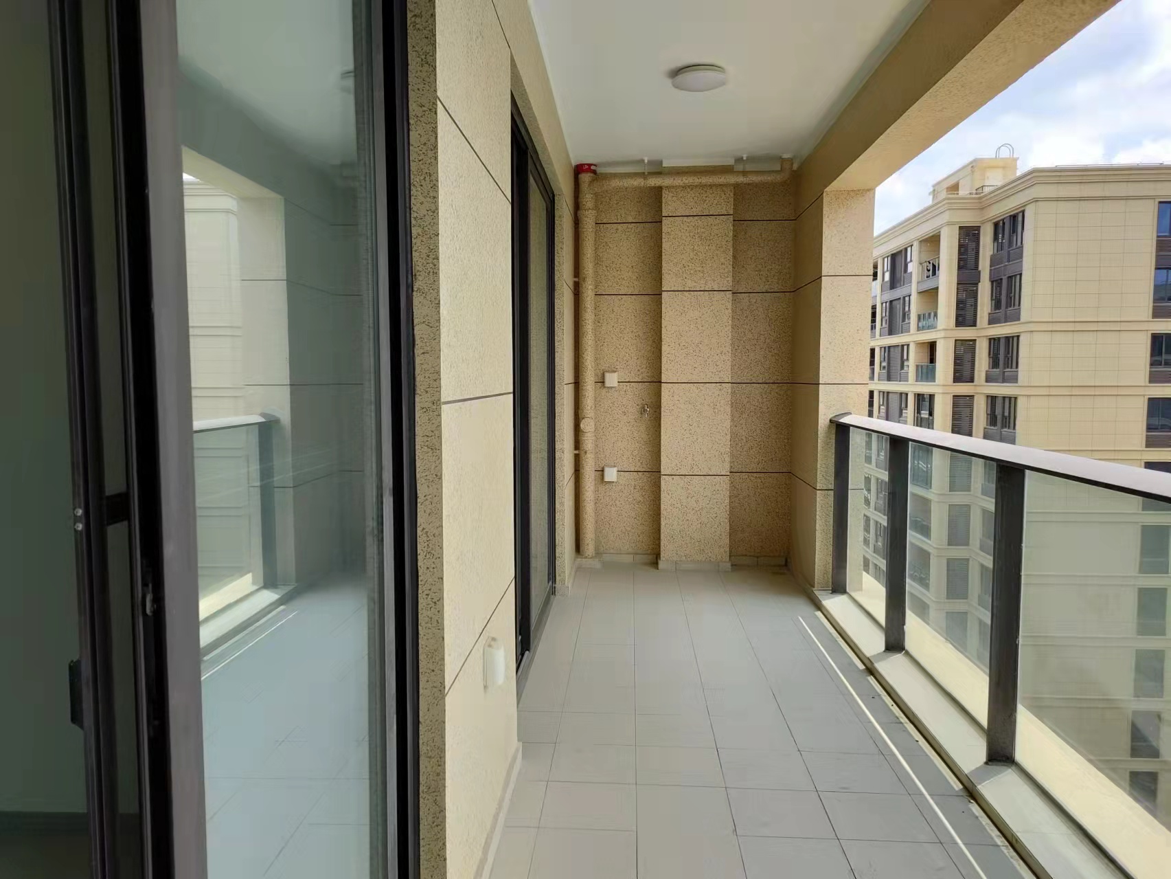 绿城&middot;诚园 3室2厅2卫 129.32m&sup2;