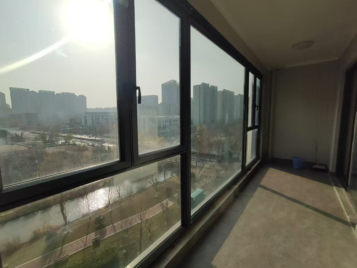 中海翠湖溪岸 3室2厅2卫 122m&sup2;