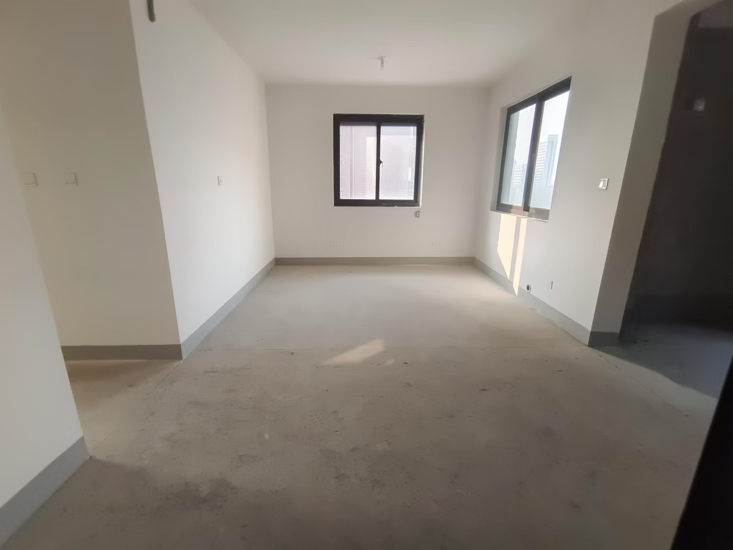 光明嘉苑 2室1厅1卫 87.00m²