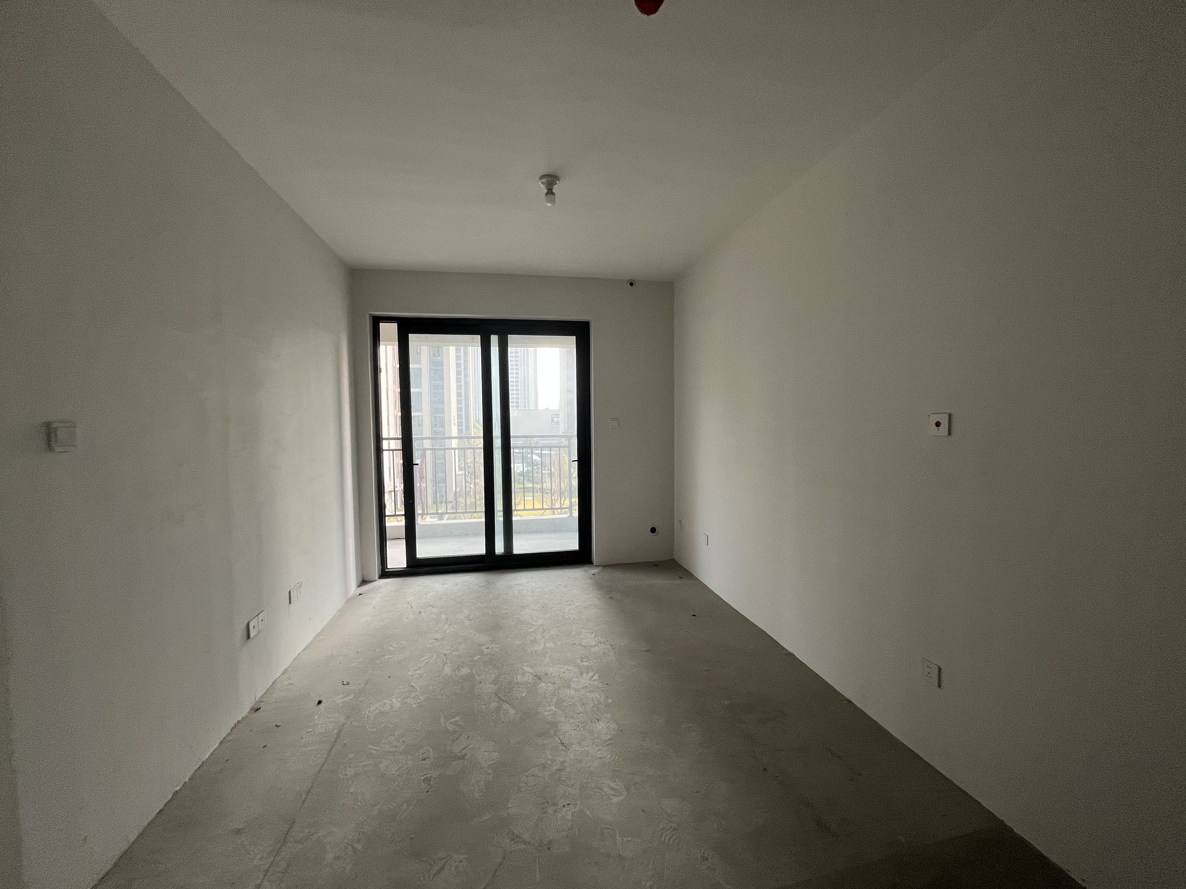东时区 3室2厅1卫 92.49m²