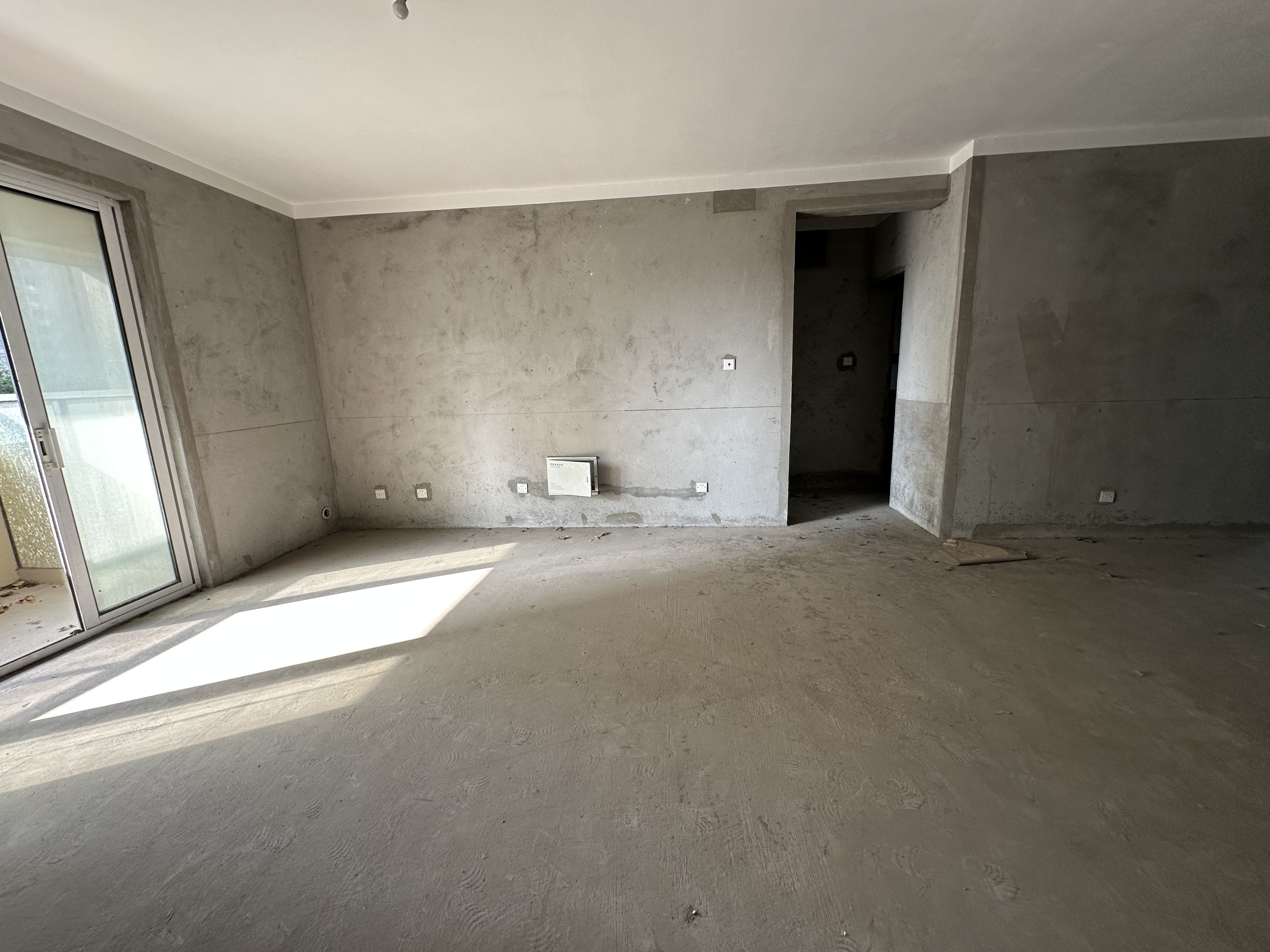 富都豪园 4室2厅2卫 161.00m&sup2;