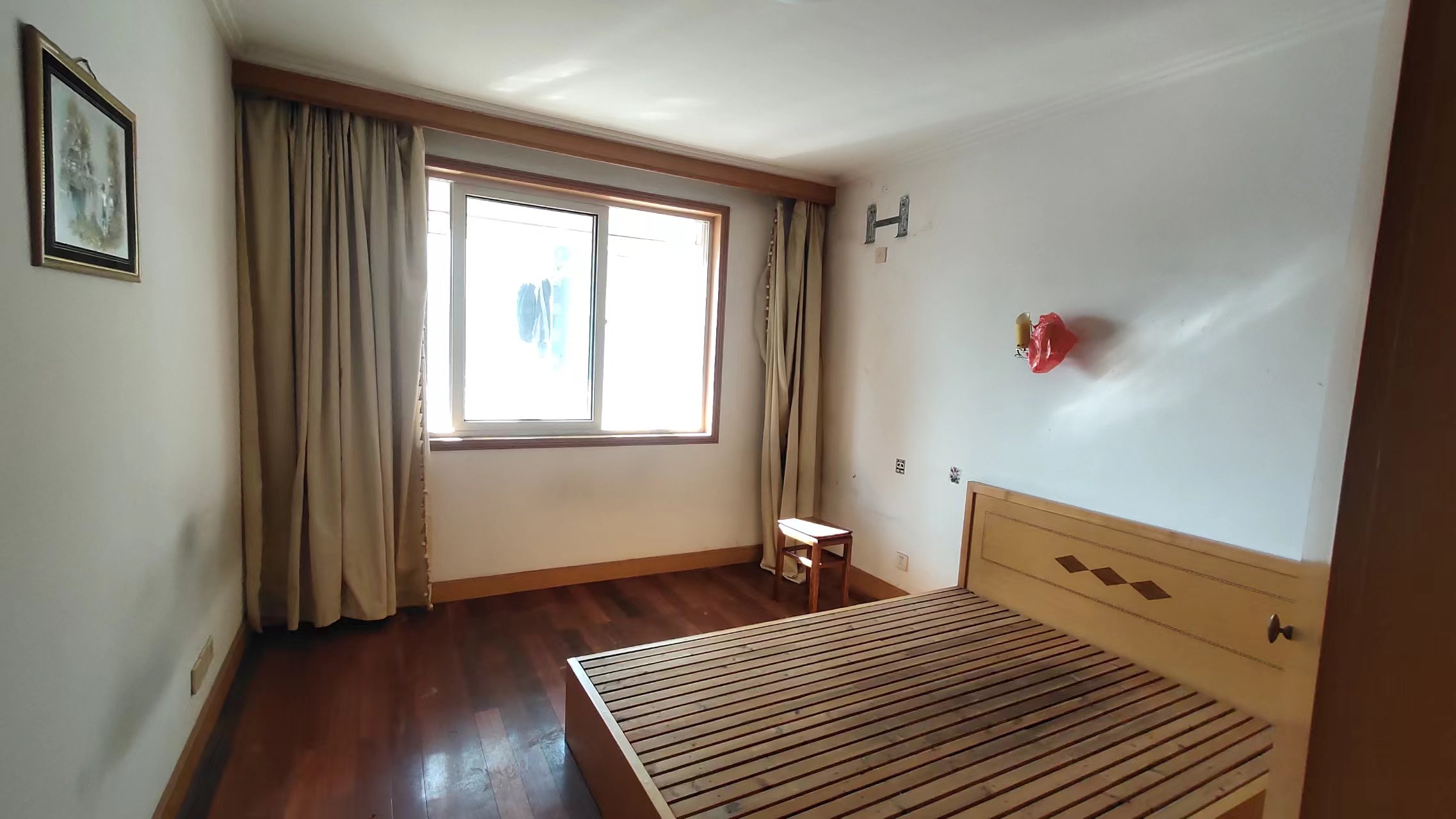 恒成楼 3室1厅1卫 135m&sup2;