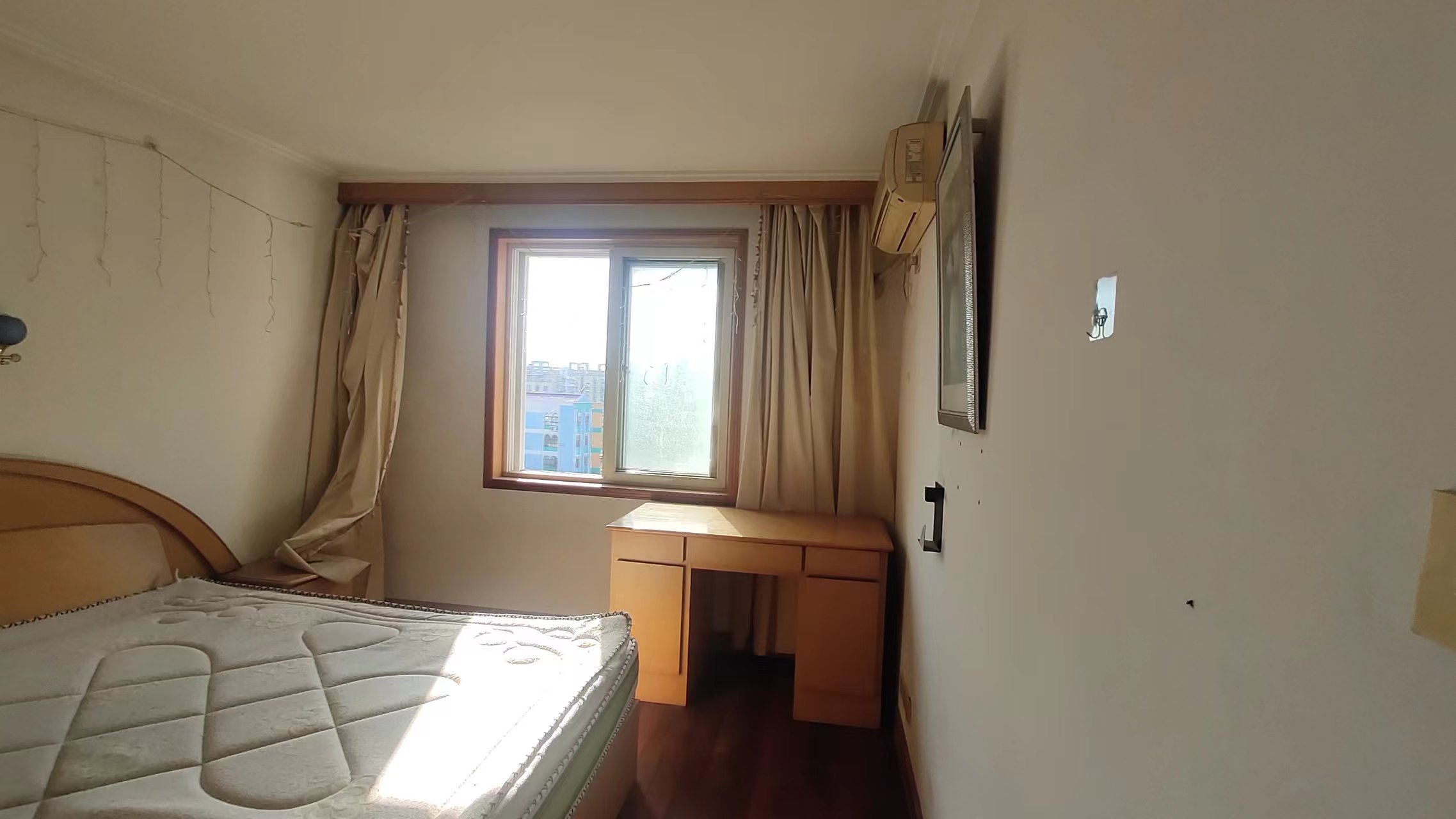 恒成楼 3室1厅1卫 135m&sup2;