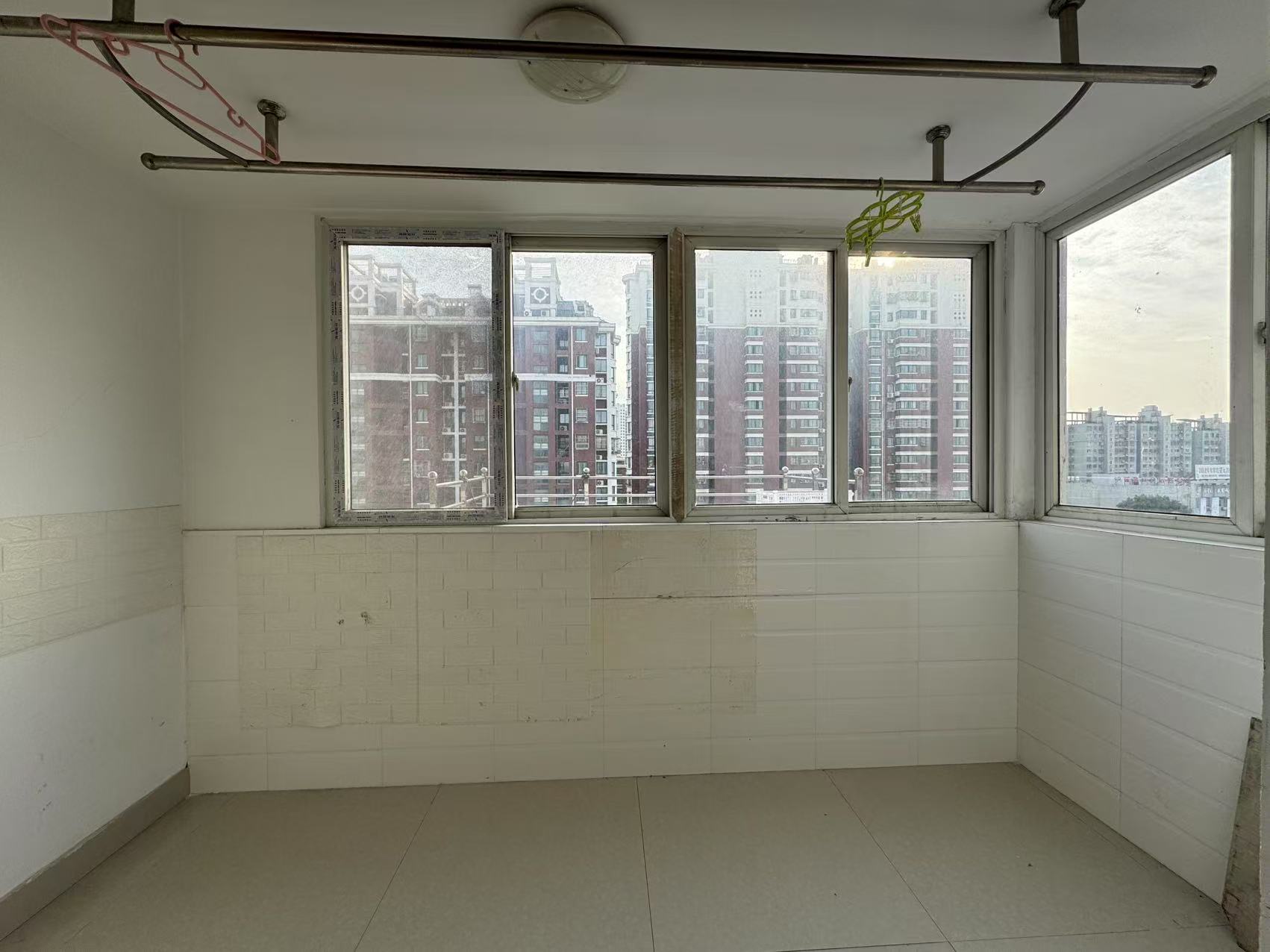 永兴花苑 3室1厅3卫 70.00m&sup2;