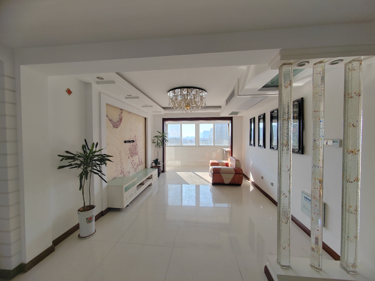 星景花园 3室2厅2卫 136.01m²