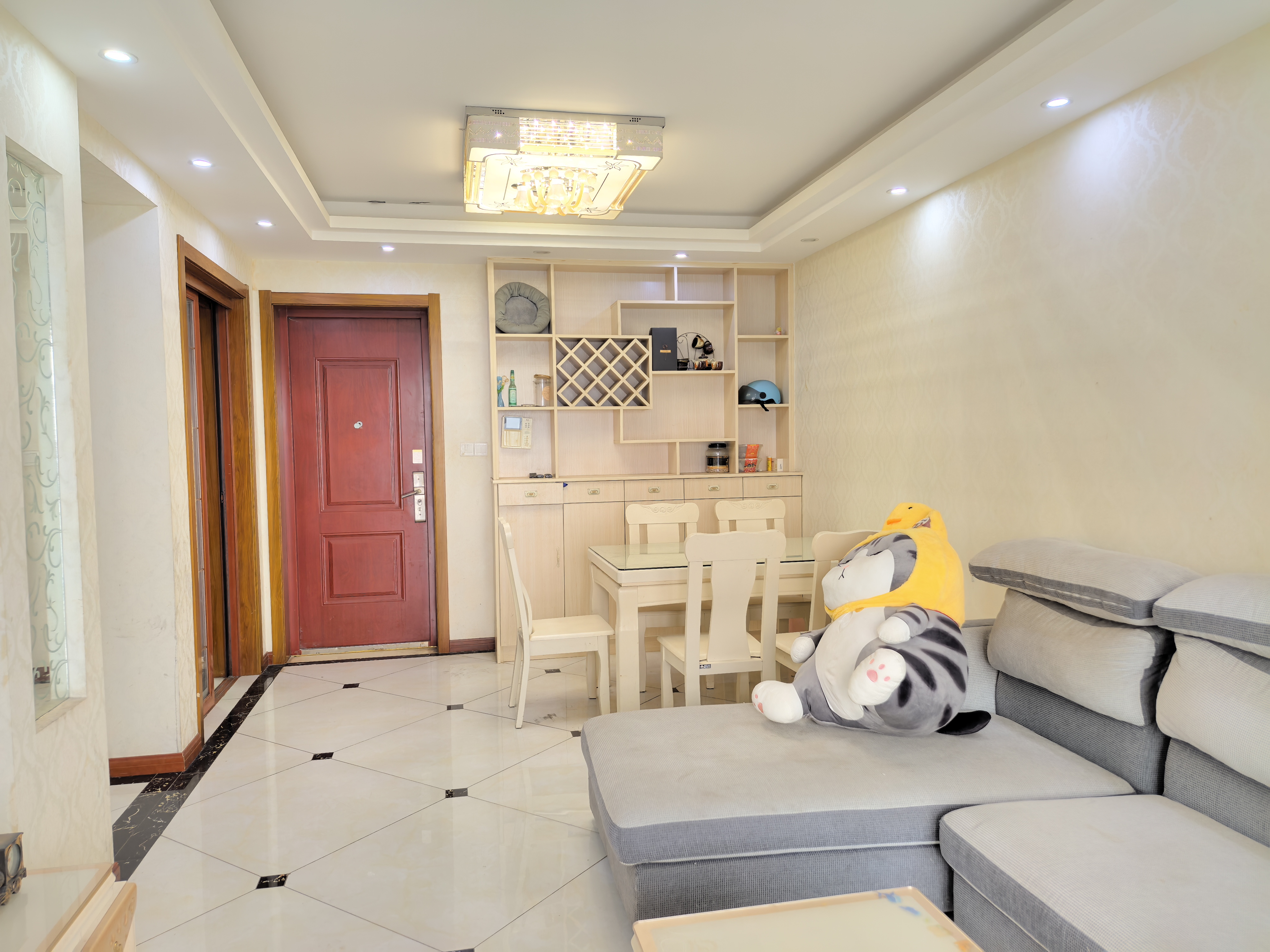 中海碧林湾 3室2厅1卫 98m²