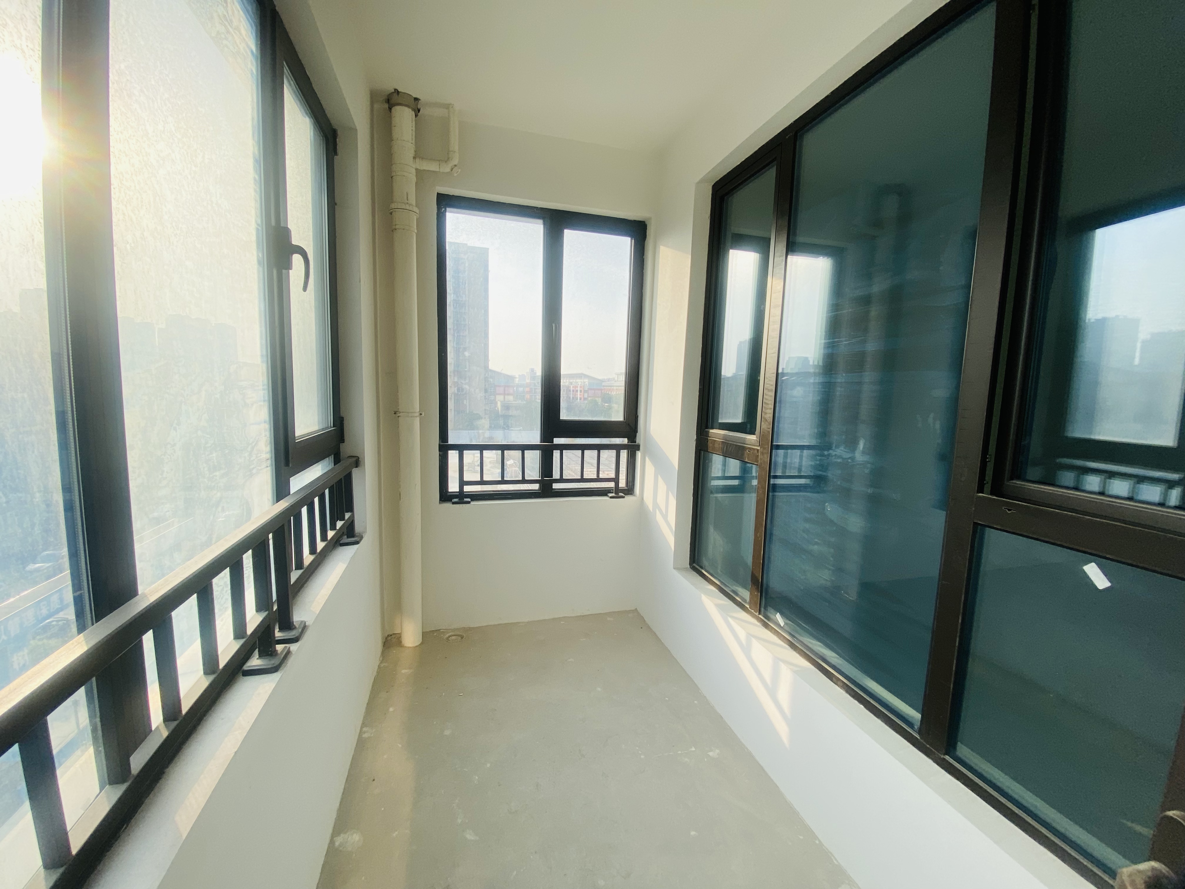 苏建名都城 3室2厅1卫 108m&sup2;