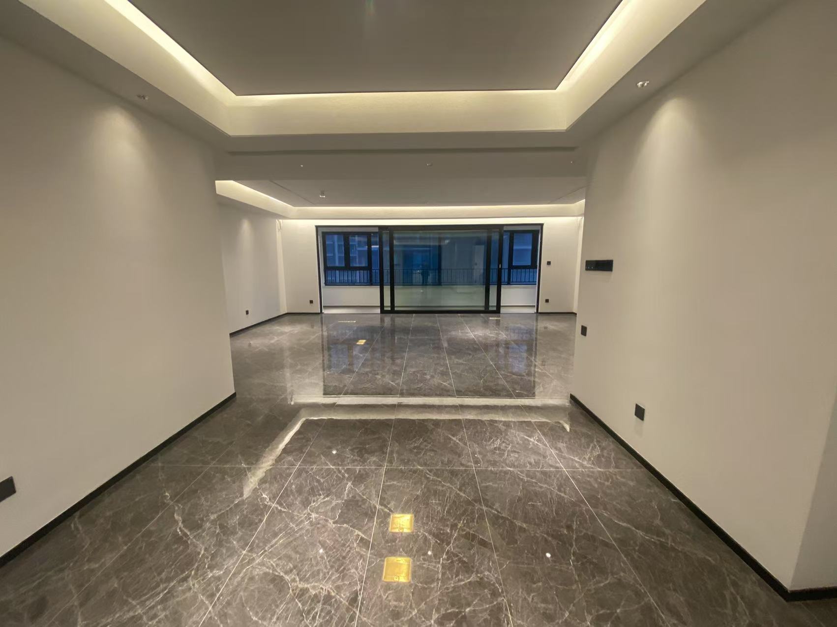 滨江玺 3室2厅3卫 191.00m&sup2;