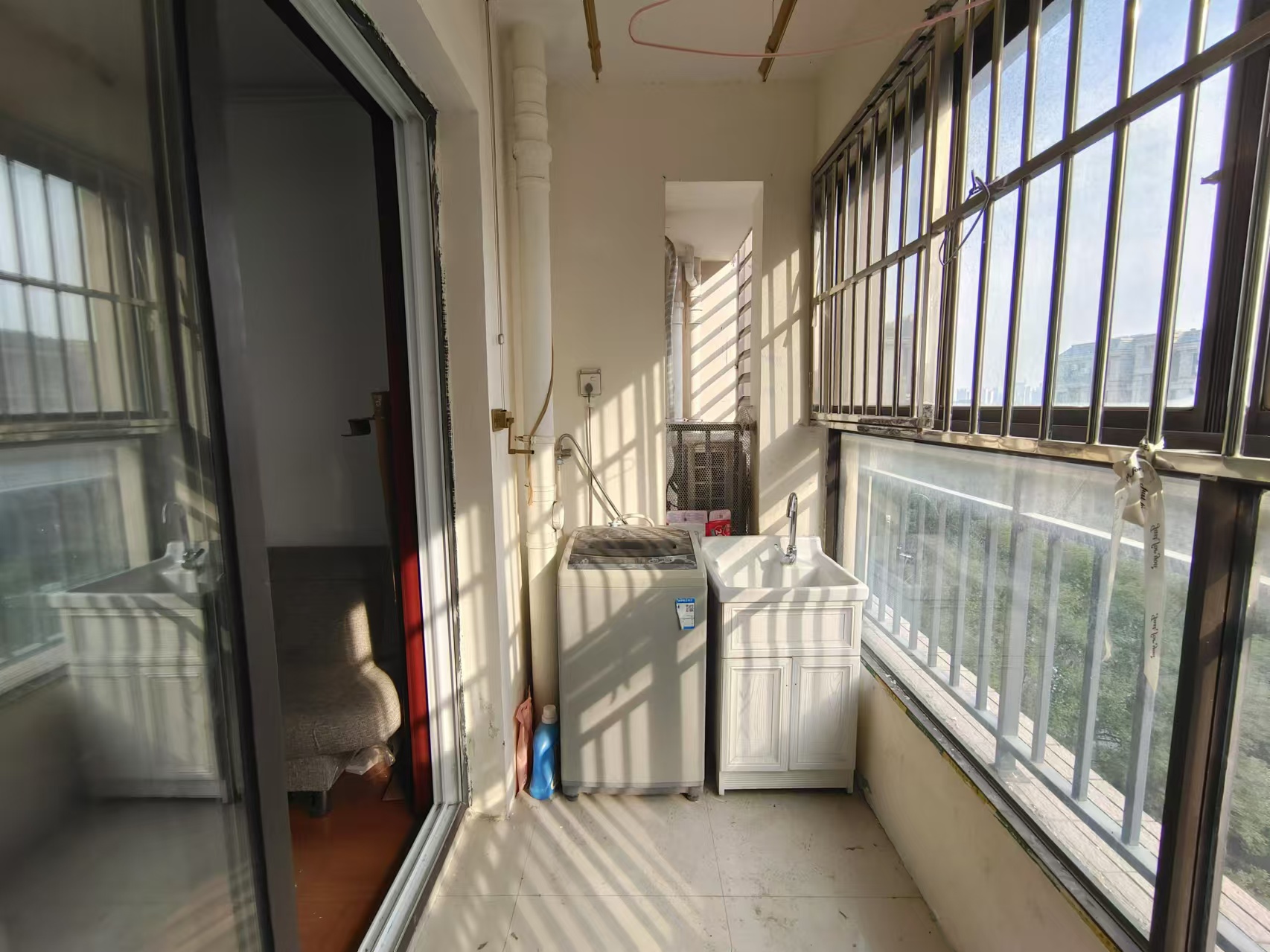 中海碧林湾 3室2厅1卫 97m&sup2;