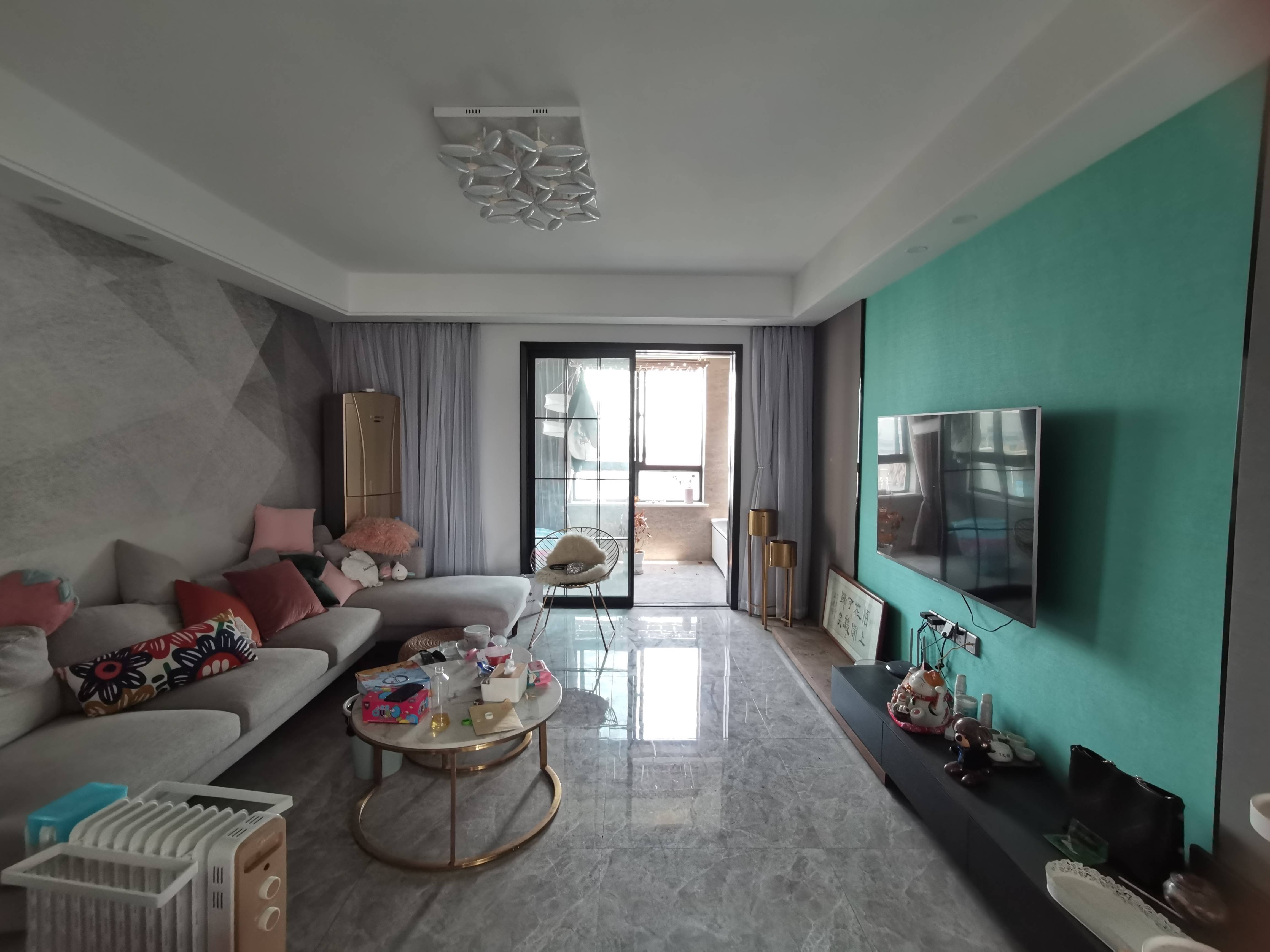 书香华府小区 3室2厅2卫 129.3m&sup2;