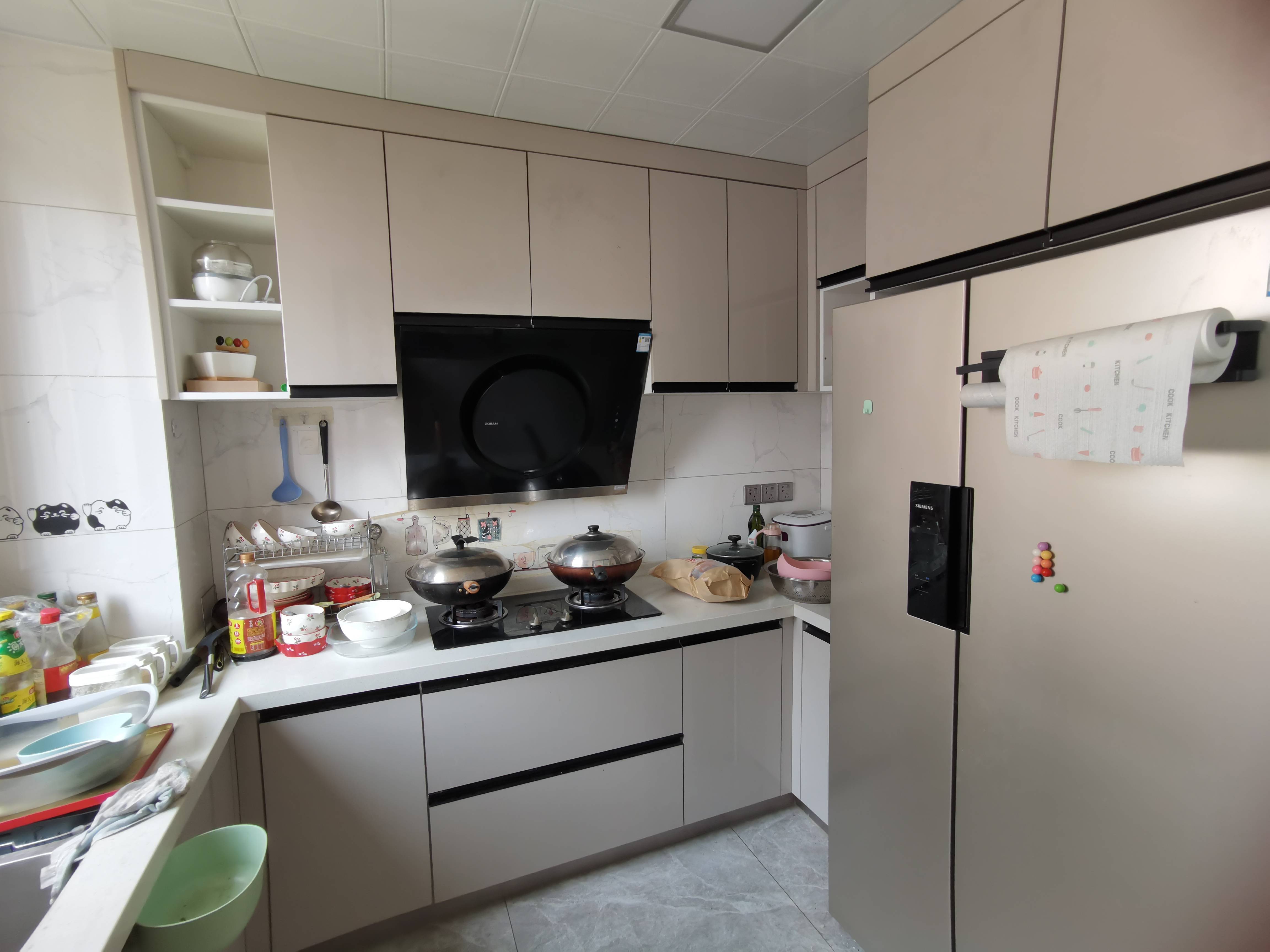 书香华府小区 3室2厅2卫 129.3m&sup2;