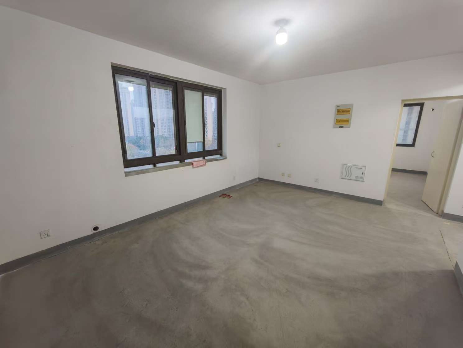 世伦佳苑 2室2厅1卫 95.56m&sup2;