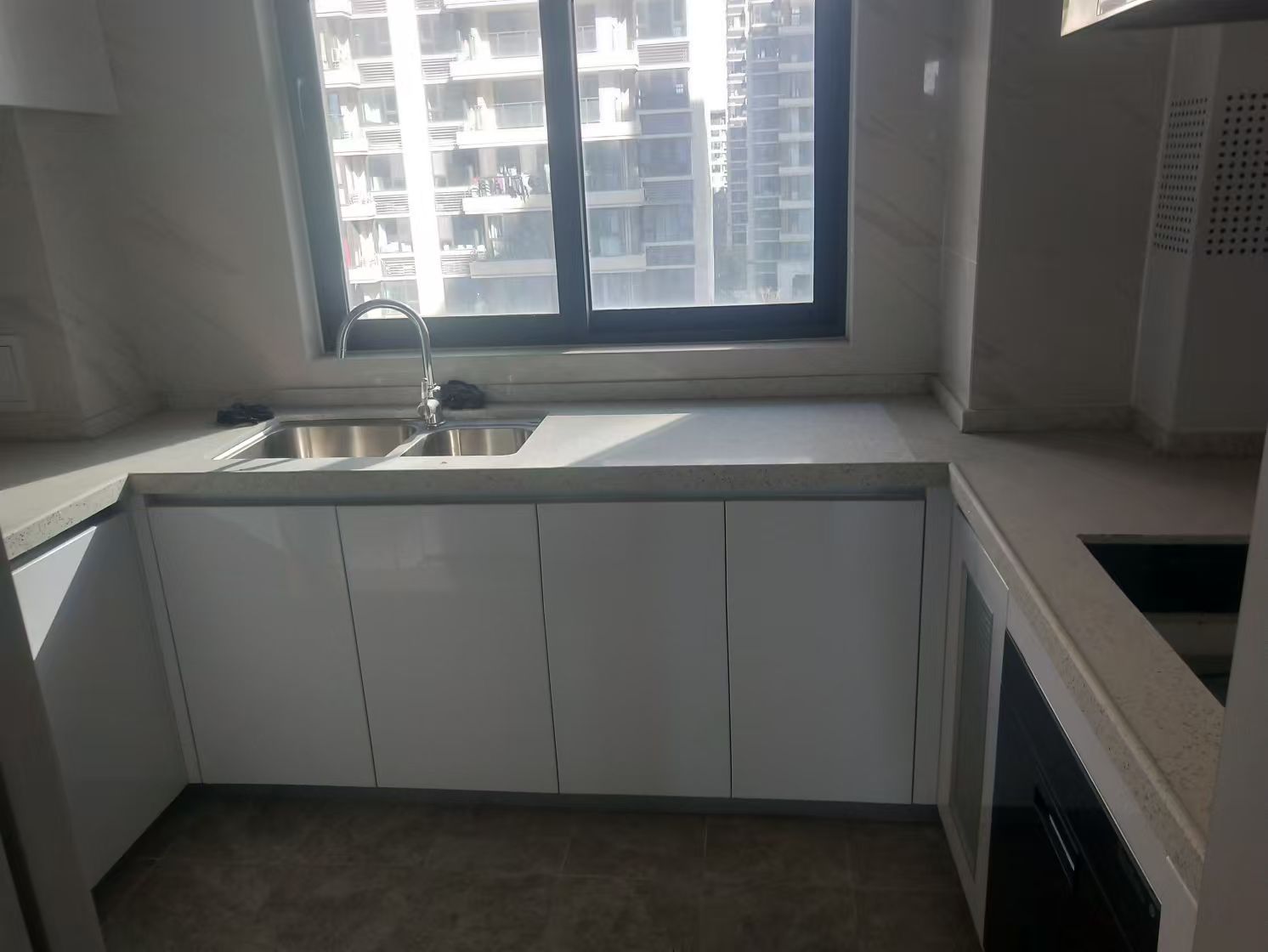 红星天铂 3室2厅2卫 112.95m&sup2;