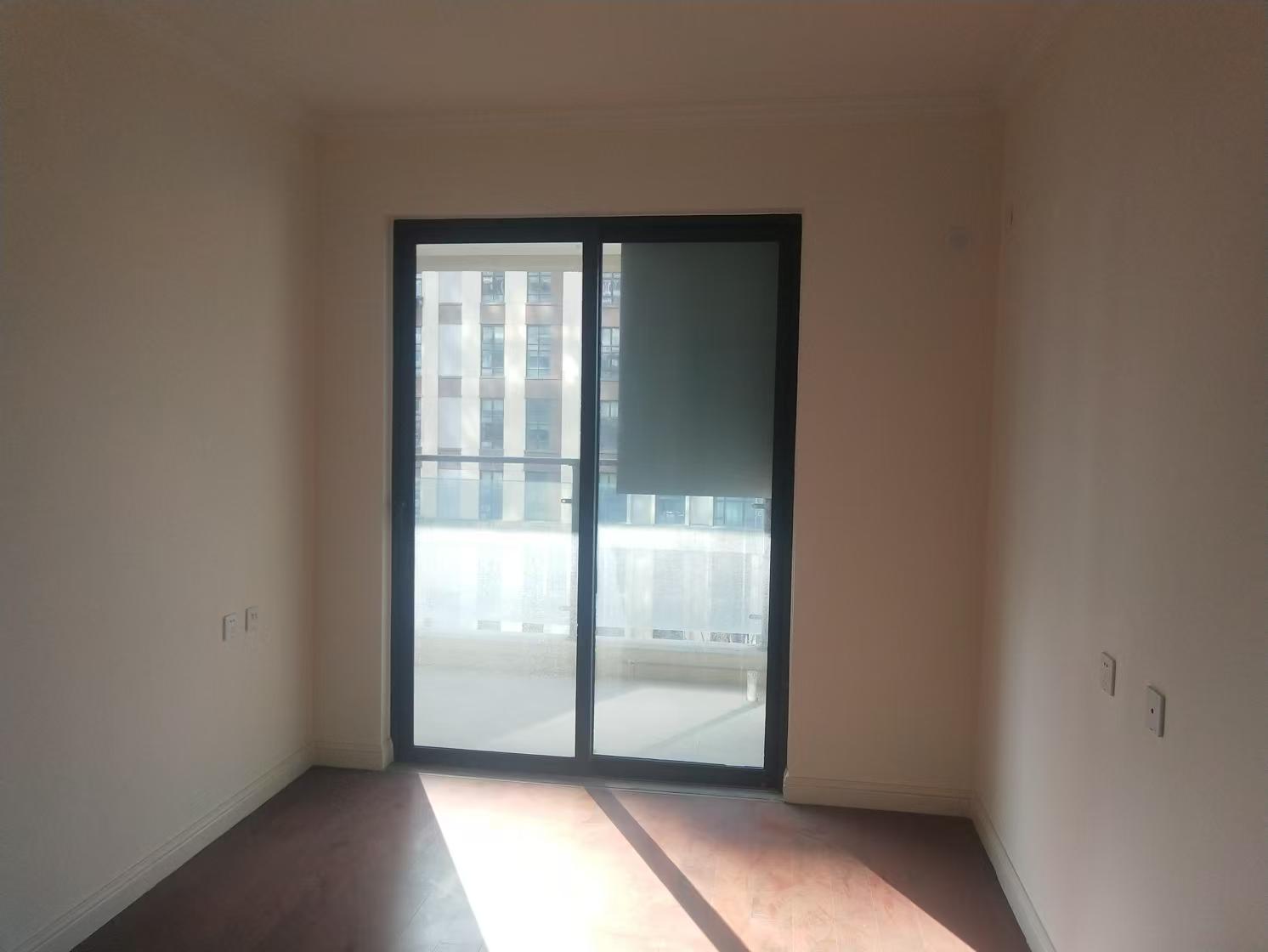 红星天铂 3室2厅2卫 112.95m&sup2;