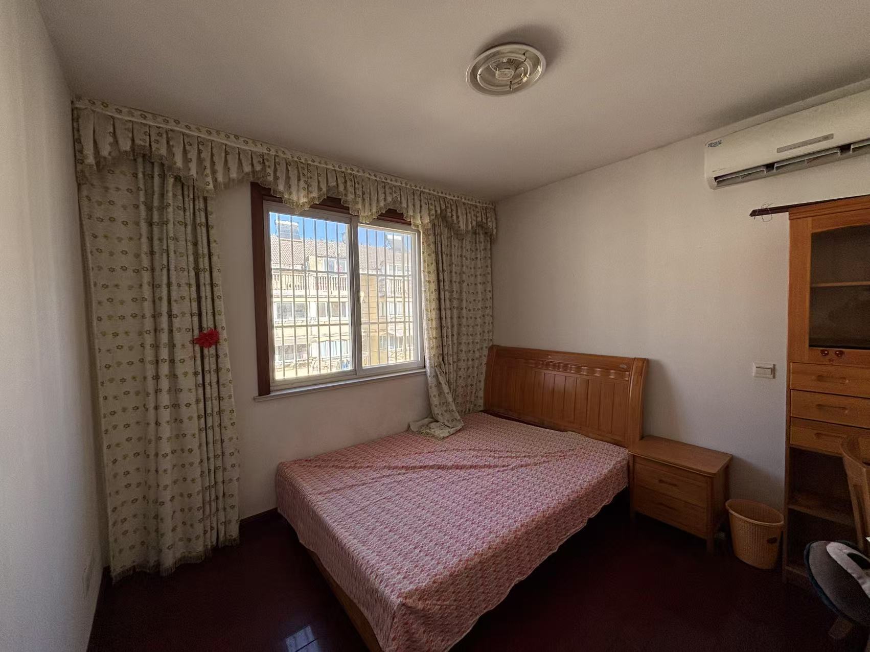 城港花苑东区 4室2厅2卫 172m&sup2;